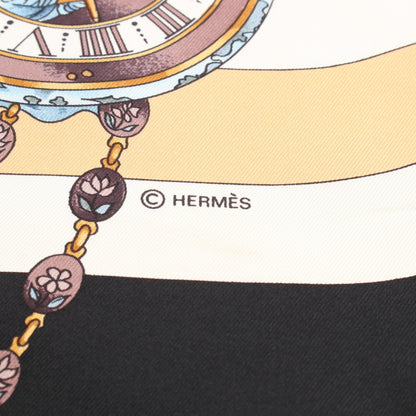 カレ90 parmi les fleurs je compte les heures スカーフ シルク ホワイト ブラック マルチカラー エルメス 財布・小物 HERMES