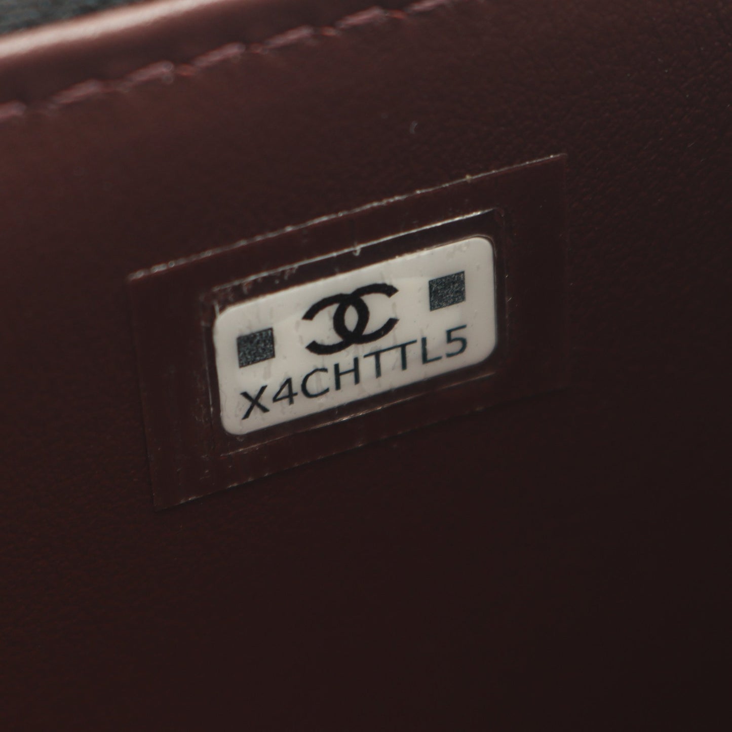 マトラッセ スモールバニティ チェーンショルダーバッグ キャビアスキン ブラック ゴールド金具 シャネル バッグ CHANEL