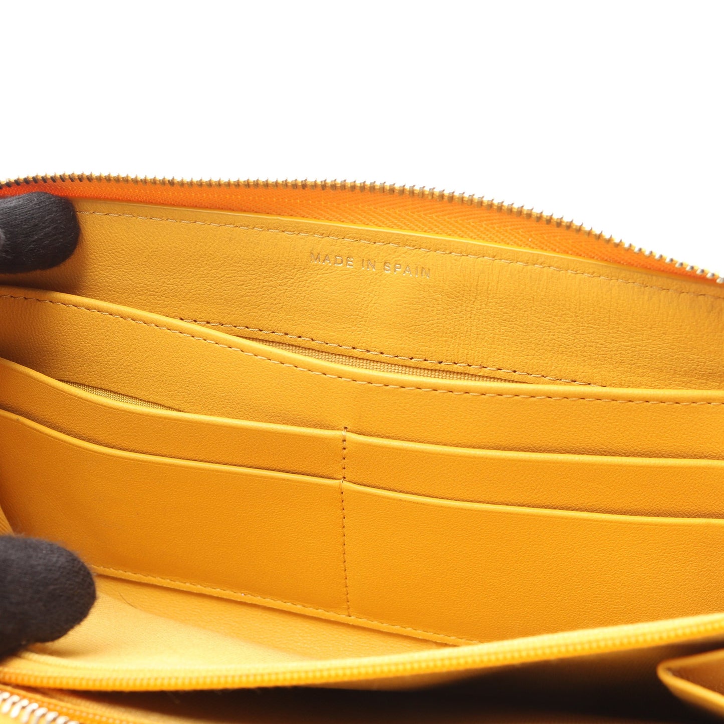 マトラッセ ラウンドファスナー長財布 ラムスキン イエロー ゴールド金具 シャネル