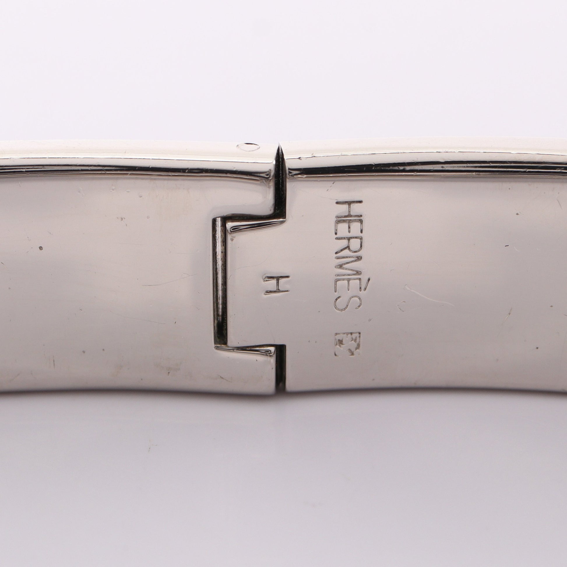 クリックH バングル エナメル シルバー ブラック エルメス アクセサリー HERMES