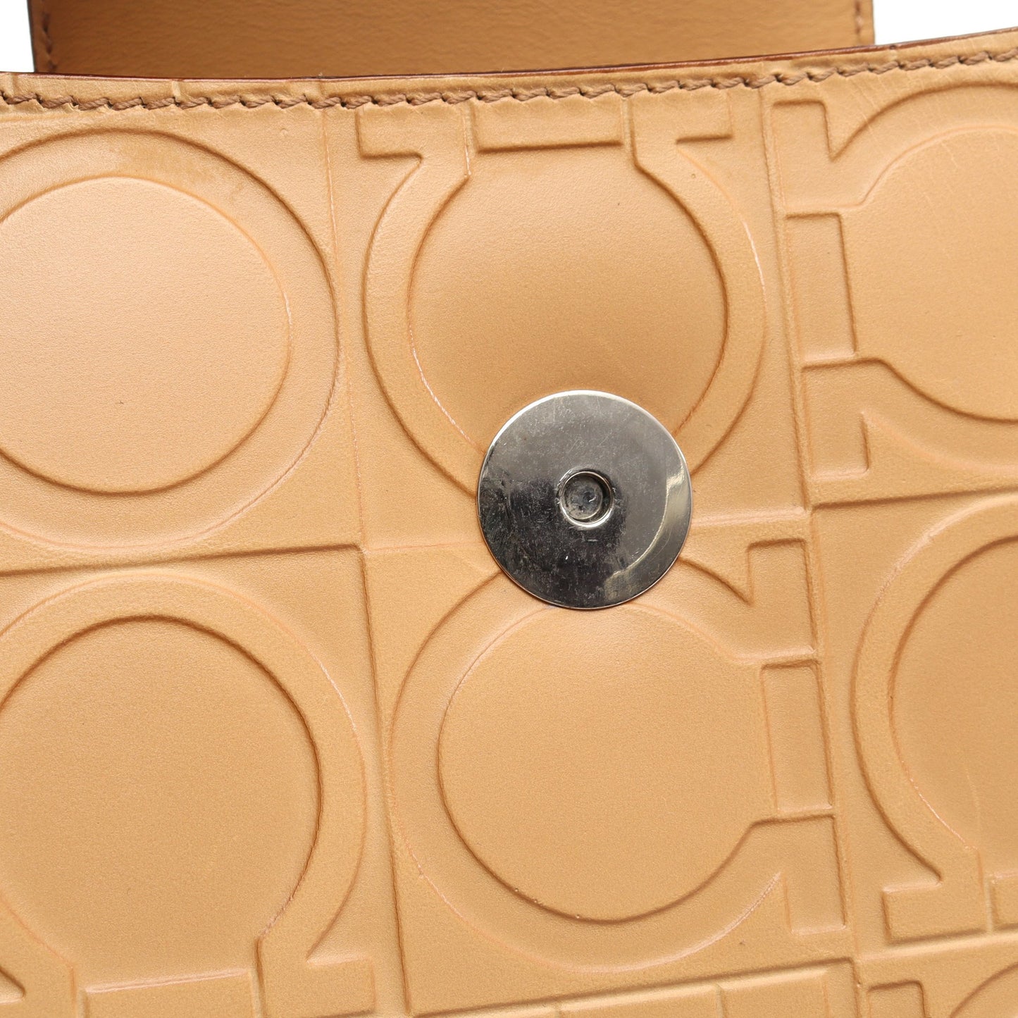 ガンチーニ ワンショルダーバッグ レザー ベージュ サルヴァトーレフェラガモ