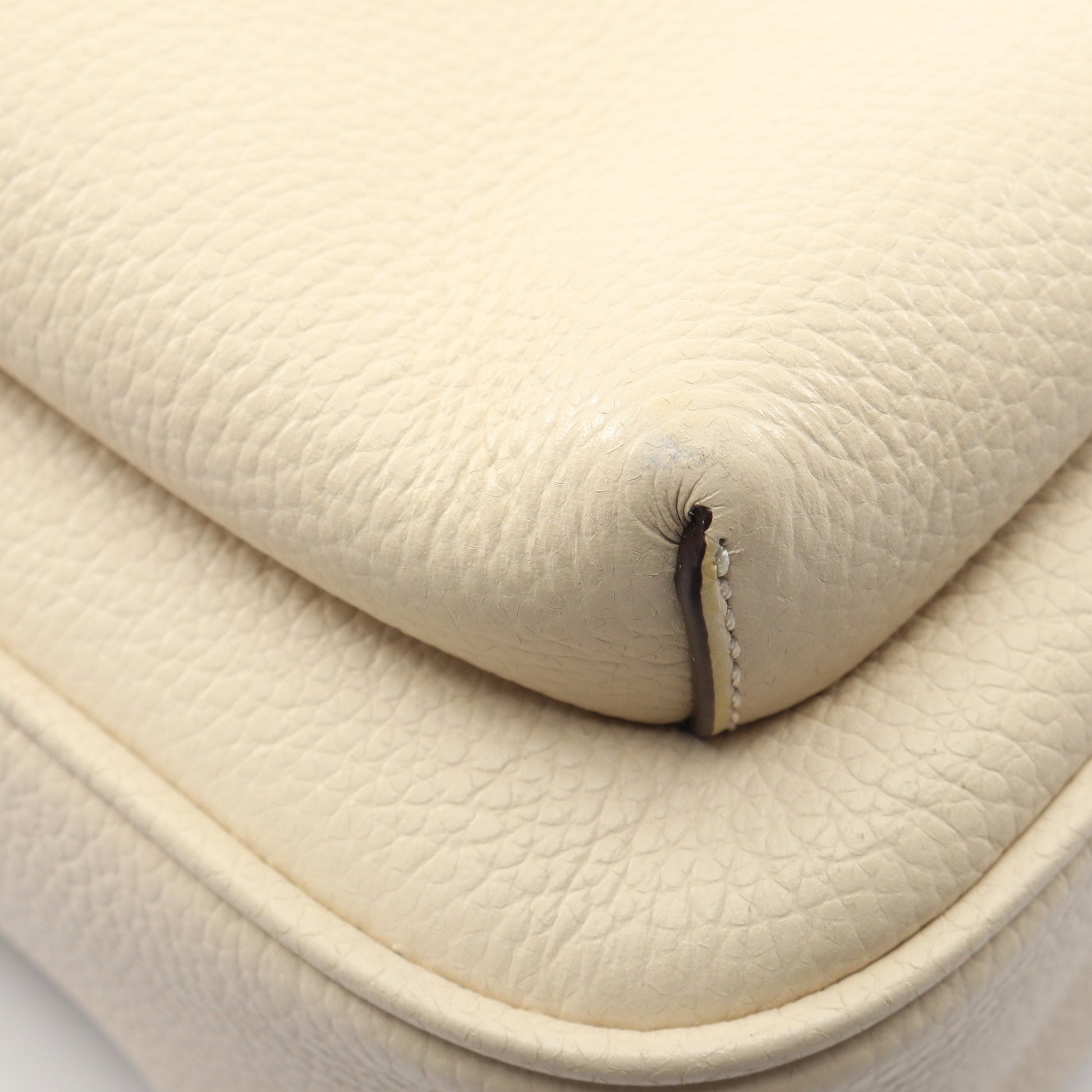 チャーター コーチグラフィック ボディバッグ レザー アイボリー コーチ バッグ COACH