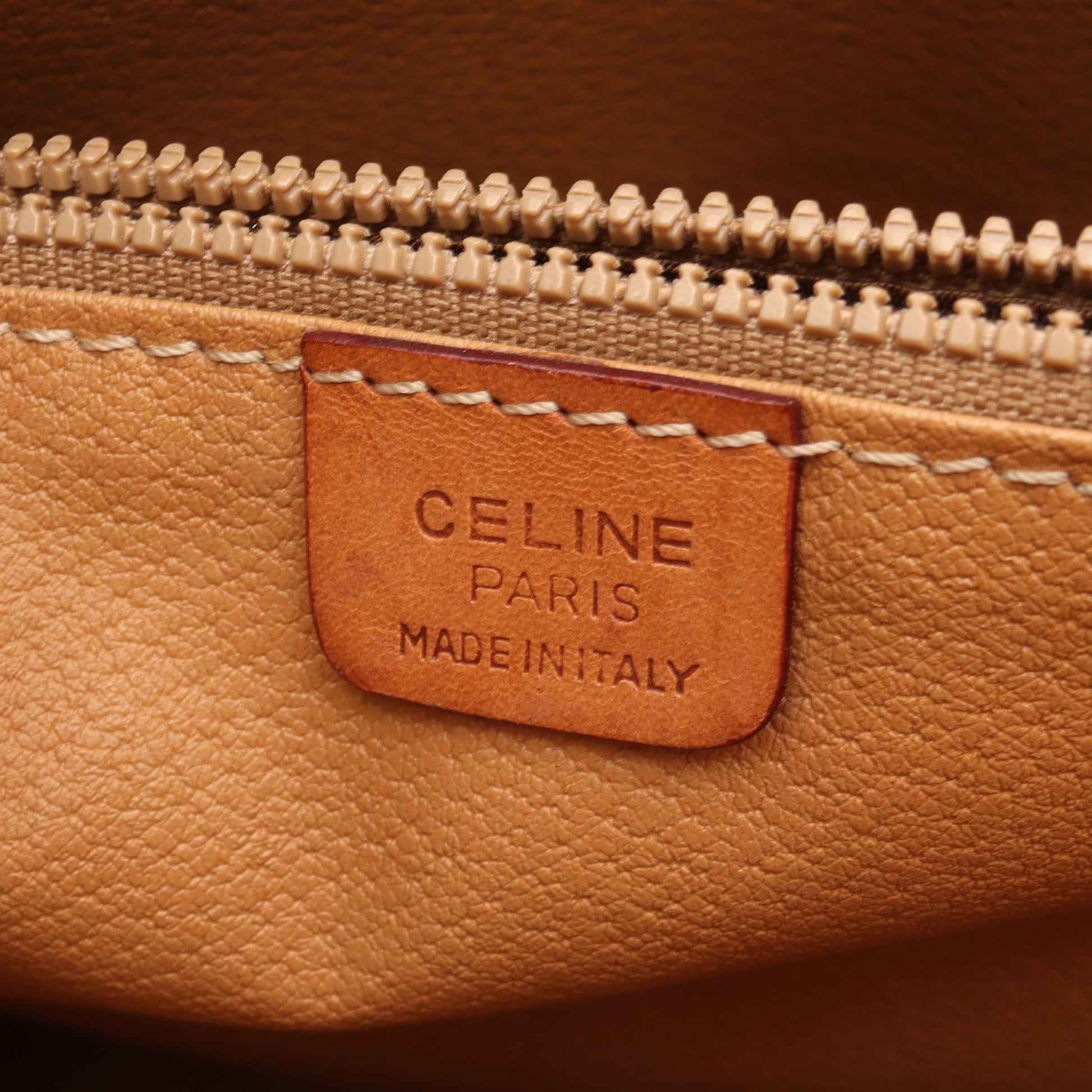 マカダム ショルダーバッグ PVC レザー ベージュ ライトブラウン セリーヌ バッグ CELINE