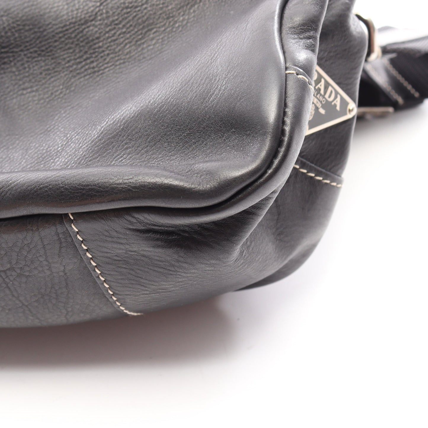 CALF POCKET ショルダーバッグ レザー ブラック プラダ