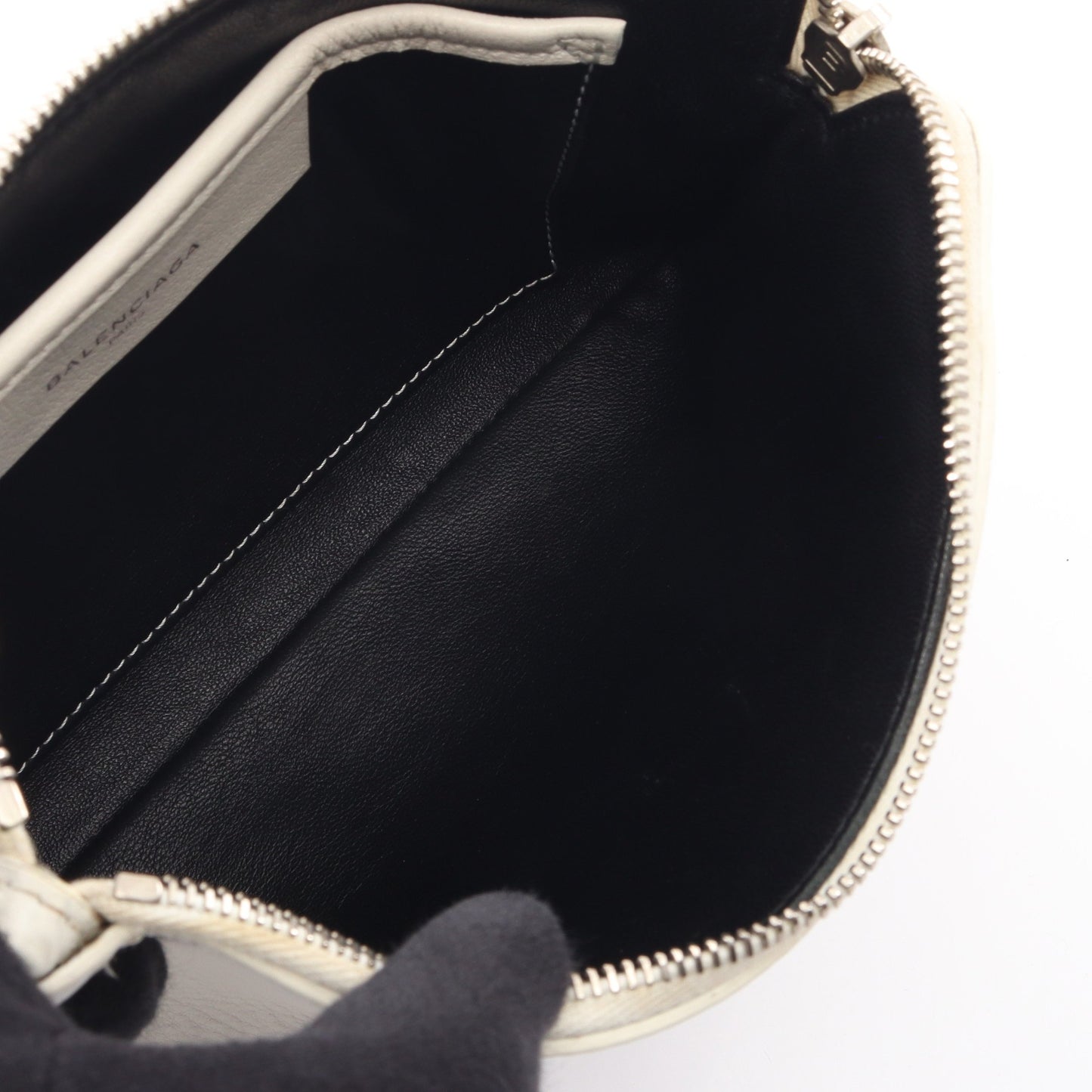 エブリデイポーチ クラッチバッグ レザー ホワイト バレンシアガ バッグ BALENCIAGA