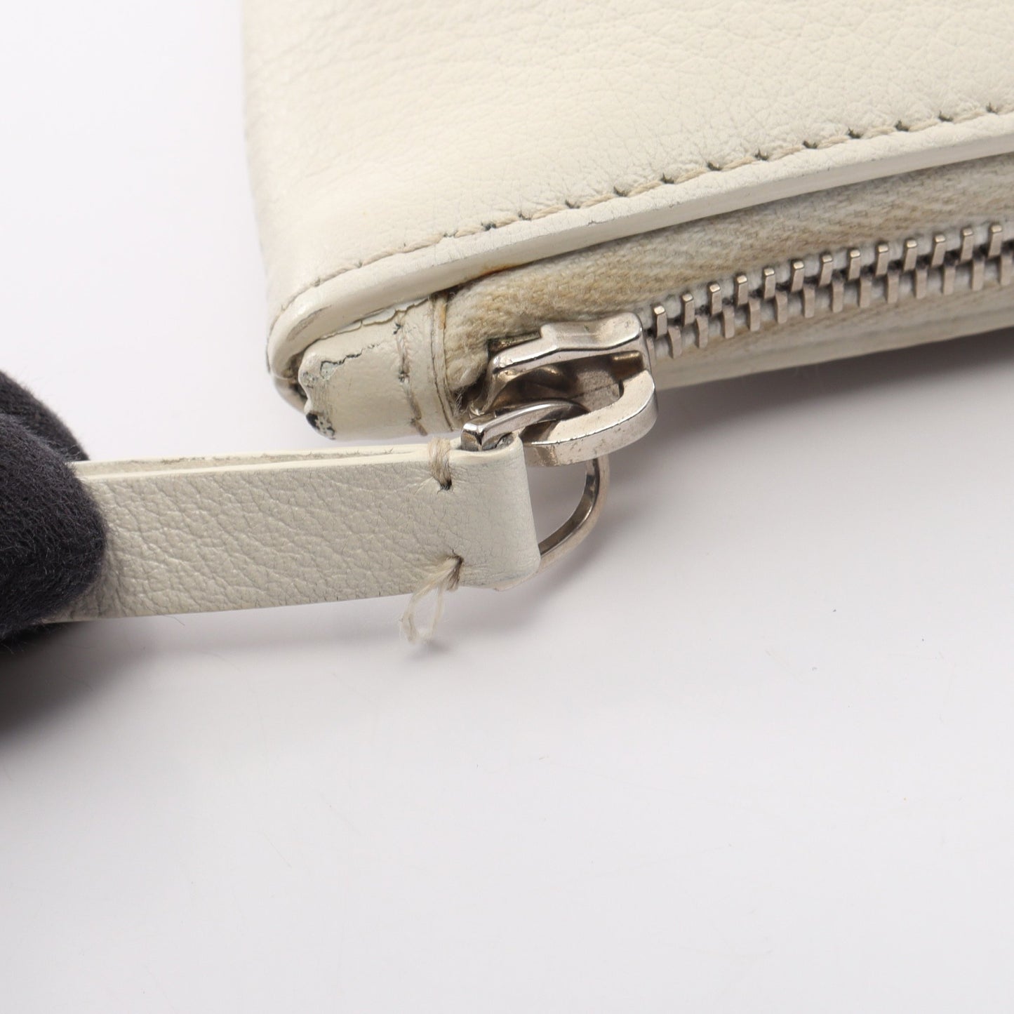 エブリデイポーチ クラッチバッグ レザー ホワイト バレンシアガ バッグ BALENCIAGA
