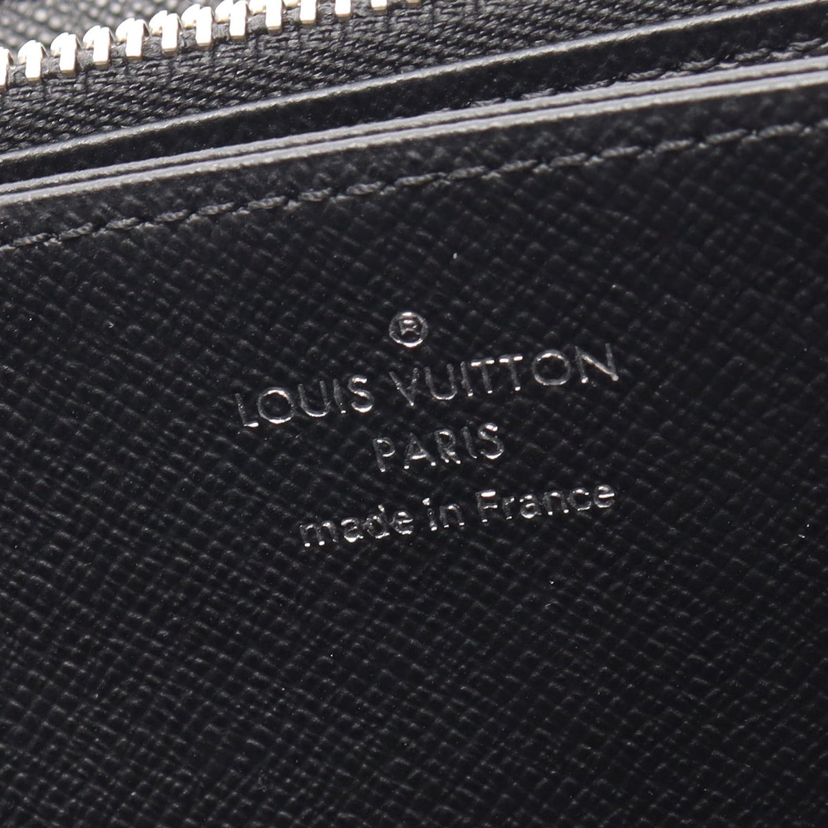 ジッピーウォレット エピ ノワール ラウンドファスナー長財布 レザー ブラック ルイヴィトン 財布・小物 LOUIS VUITTON