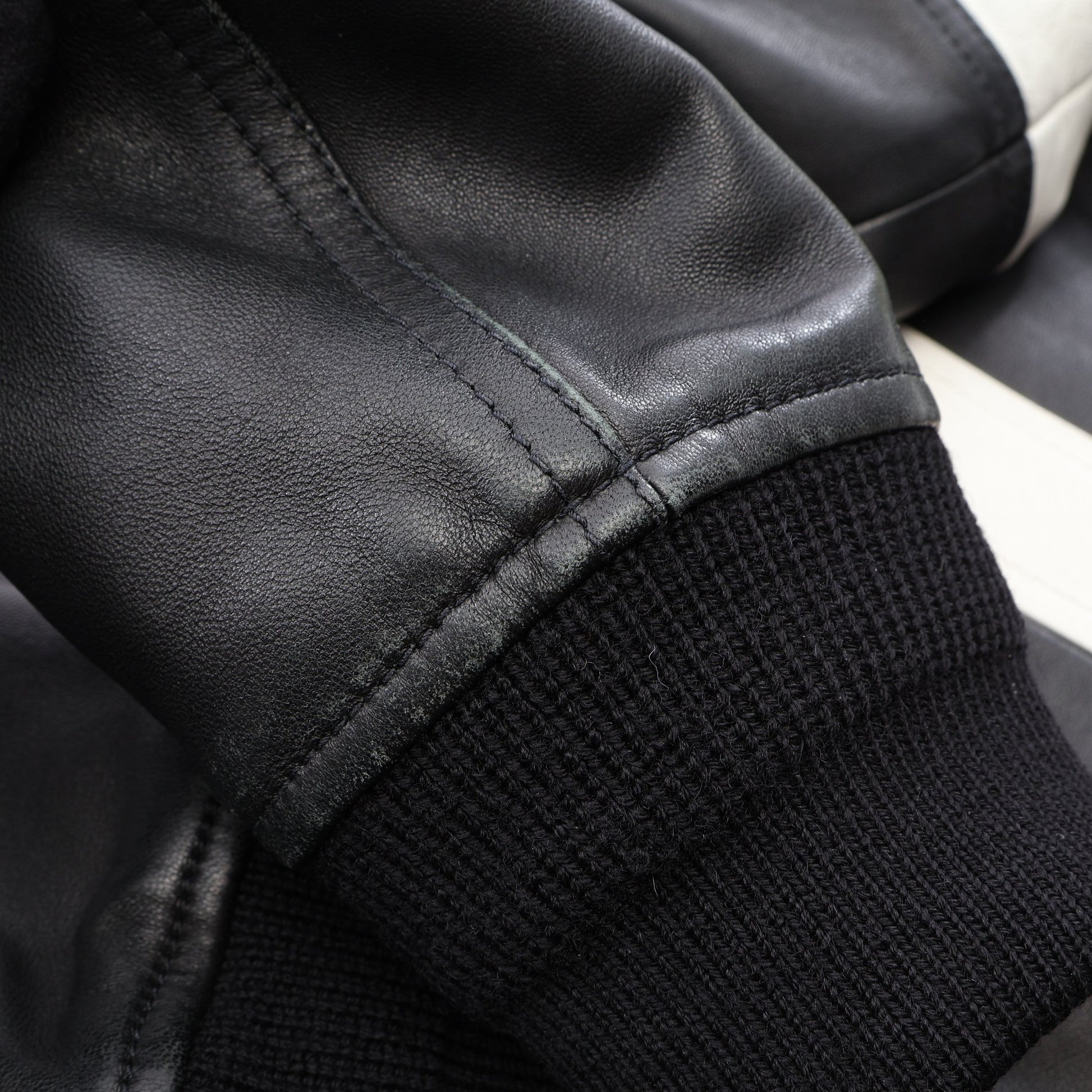 スターパッチ スタジャン レザー ウール ナイロン ブラック ホワイト ジバンシィ アウター GIVENCHY