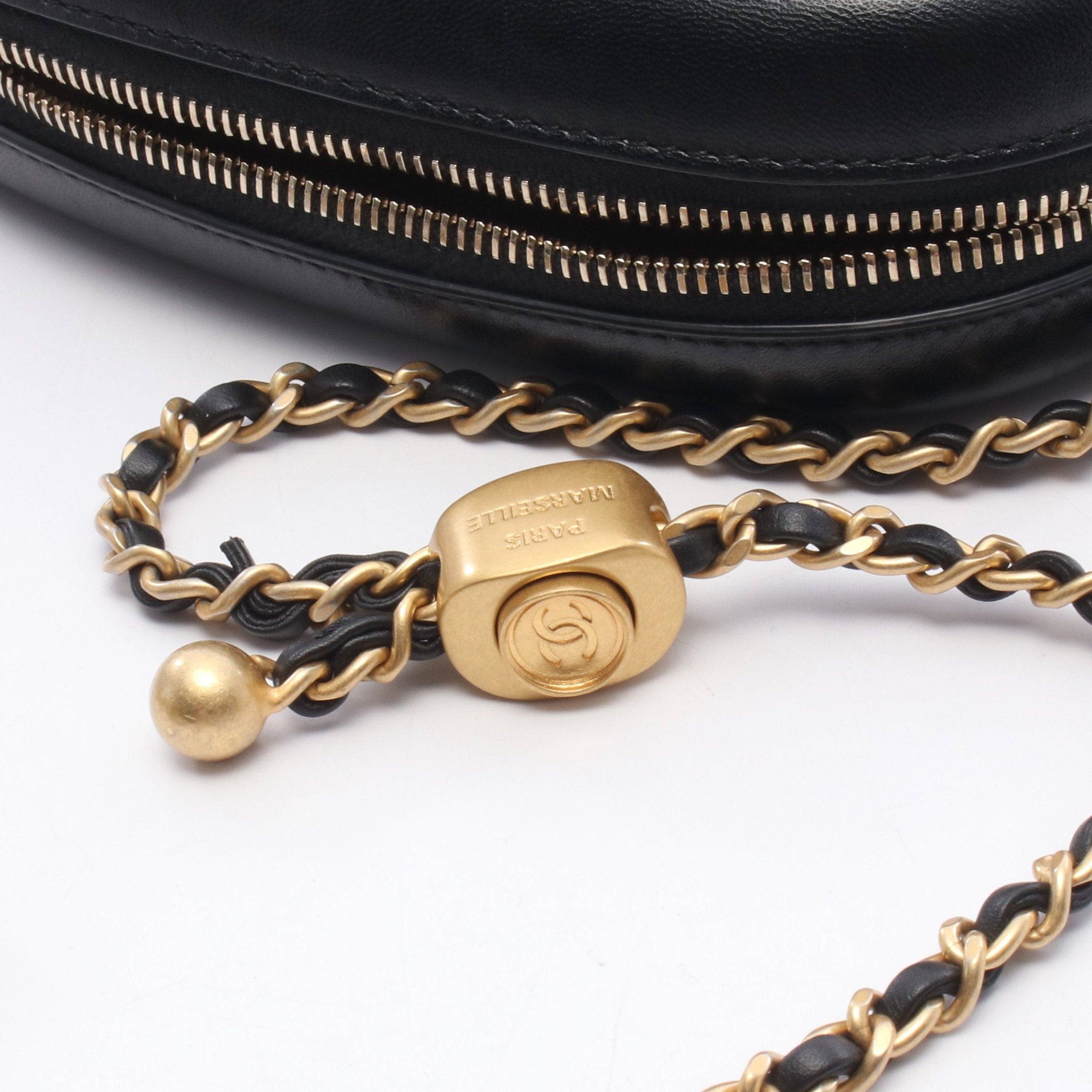 ミニ カメラバッグ チェーンショルダーバッグ ラムスキン ブラック