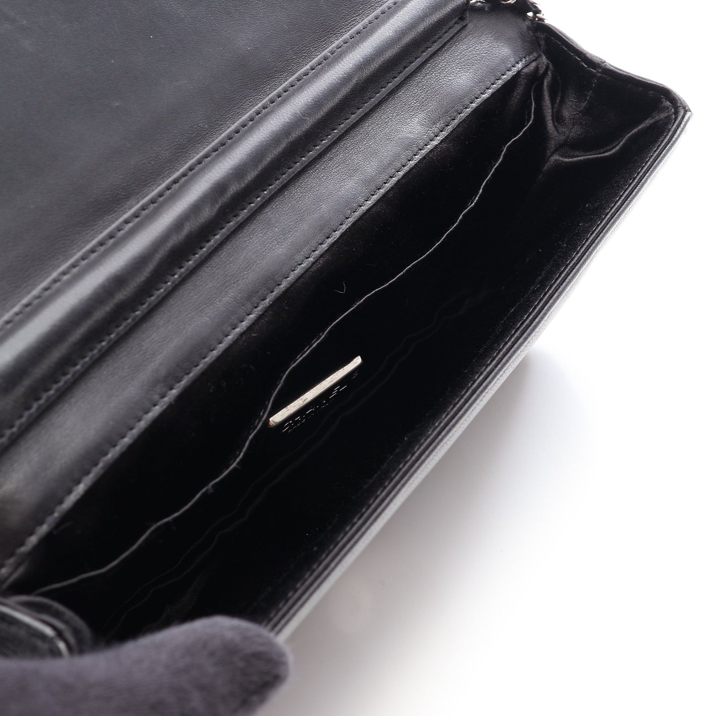 マトラッセ バタフライ チェーンショルダーバッグ ラムスキン ブラック シルバー金具 シャネル