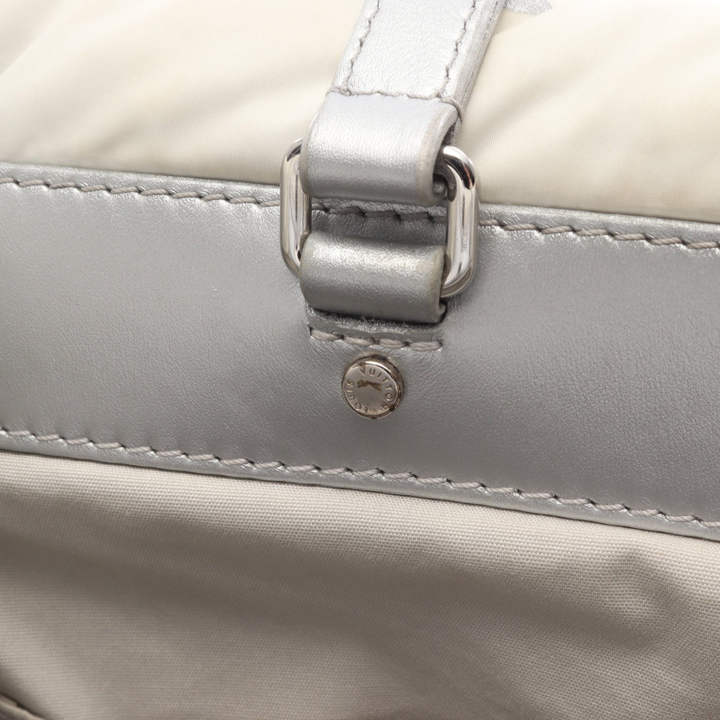 オンザゴーMM 2WAY LV SKI ショルダーバッグ トートバッグ ナイロン レザー グレー マルチカラー ルイヴィトン