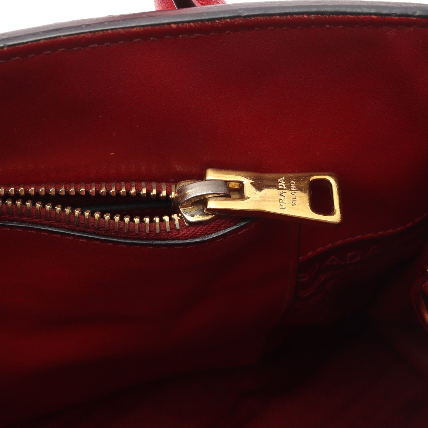 SAFFIANO CUIR C モノクローム 2WAY ハンドバッグ サフィアーノレザー レッド プラダ