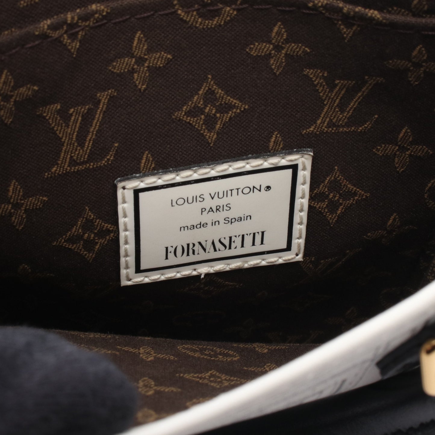 LOUIS VUITTON × FORNASETTI プティット サックプラ モノグラム 2WAY ハンドバッグ PVC レザー ホワイト ブラウン ブラック ルイヴィトン