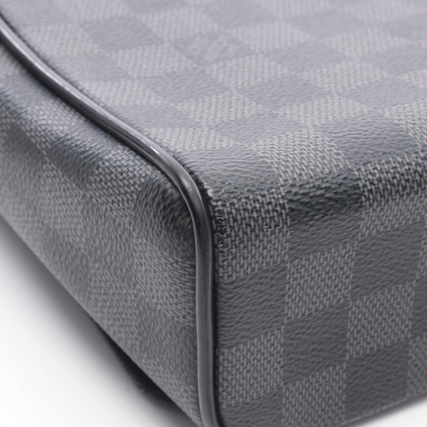 ディストリクトPM NM ダミエグラフィット ショルダーバッグ PVC レザー ブラック ルイヴィトン バッグ LOUIS VUITTON