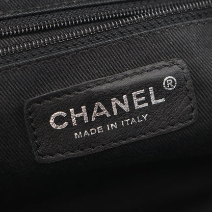 ロゴ チェーンショルダーバッグ ラムスキン ブラック シルバー金具 シャネル