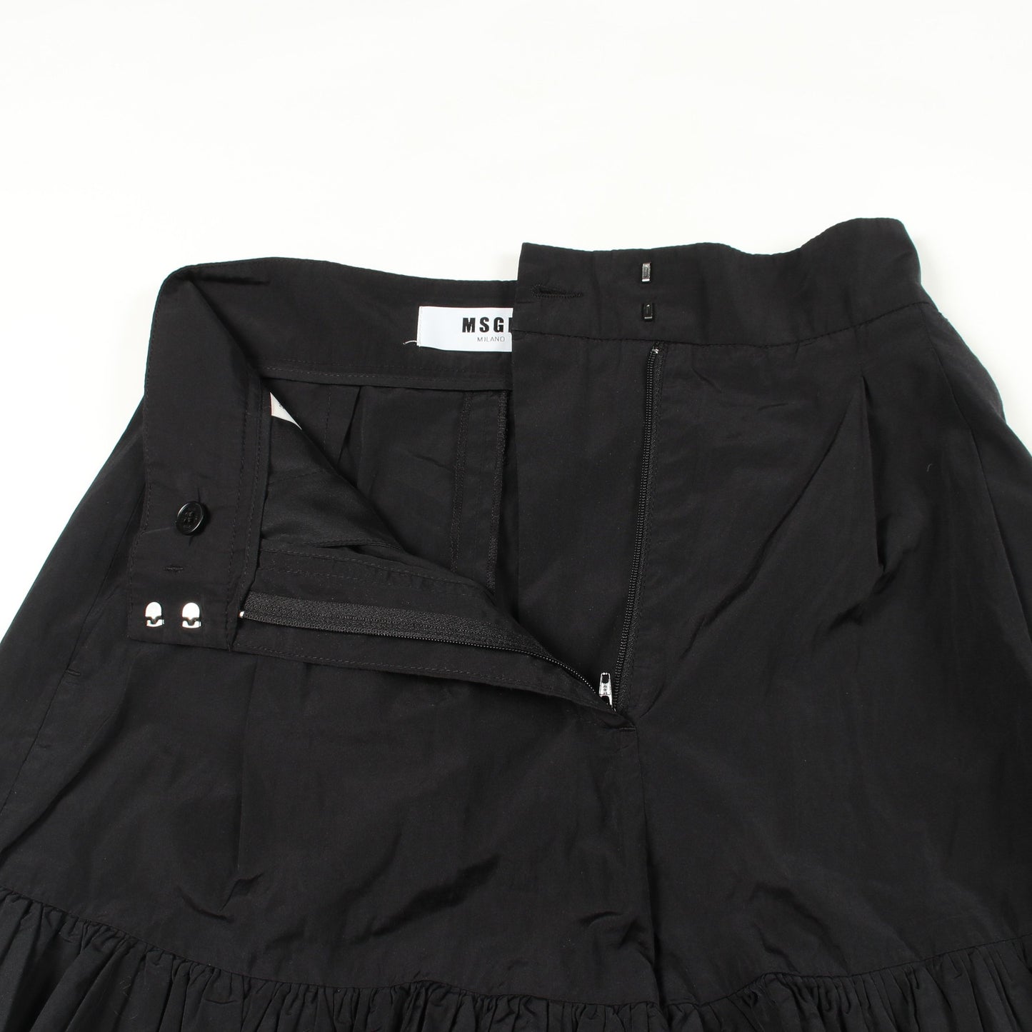 フリル ショート パンツ コットン ブラック エムエスジーエム ボトムス MSGM