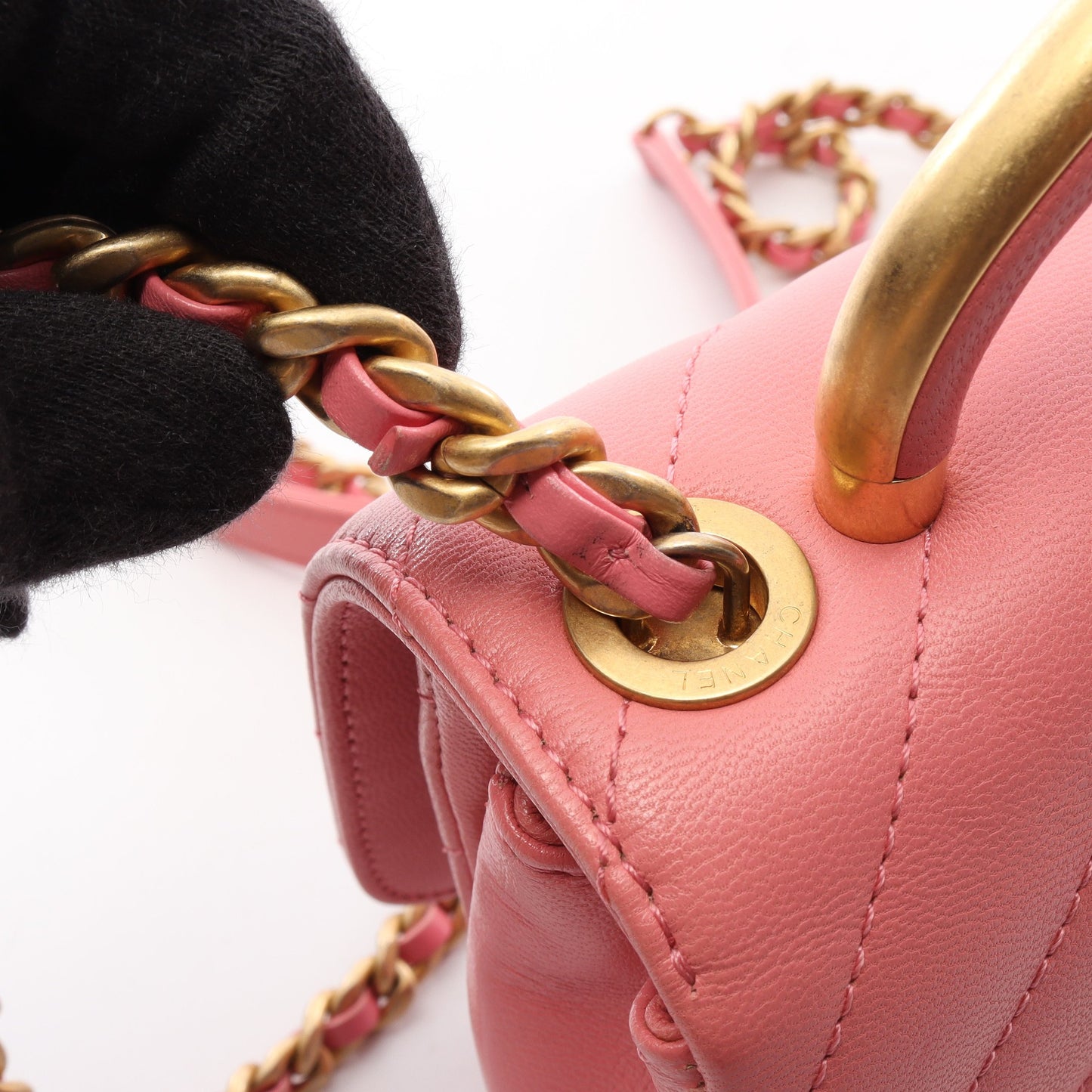シェブロン Vステッチ トップハンドル 2WAY チェーンショルダーバッグ レザー ピンク ゴールド金具 シャネル バッグ CHANEL