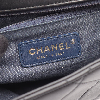 ラージ フラップ バッグ マトラッセ 2WAY チェーンショルダーバッグ レザー ブラック ゴールド金具 シャネル