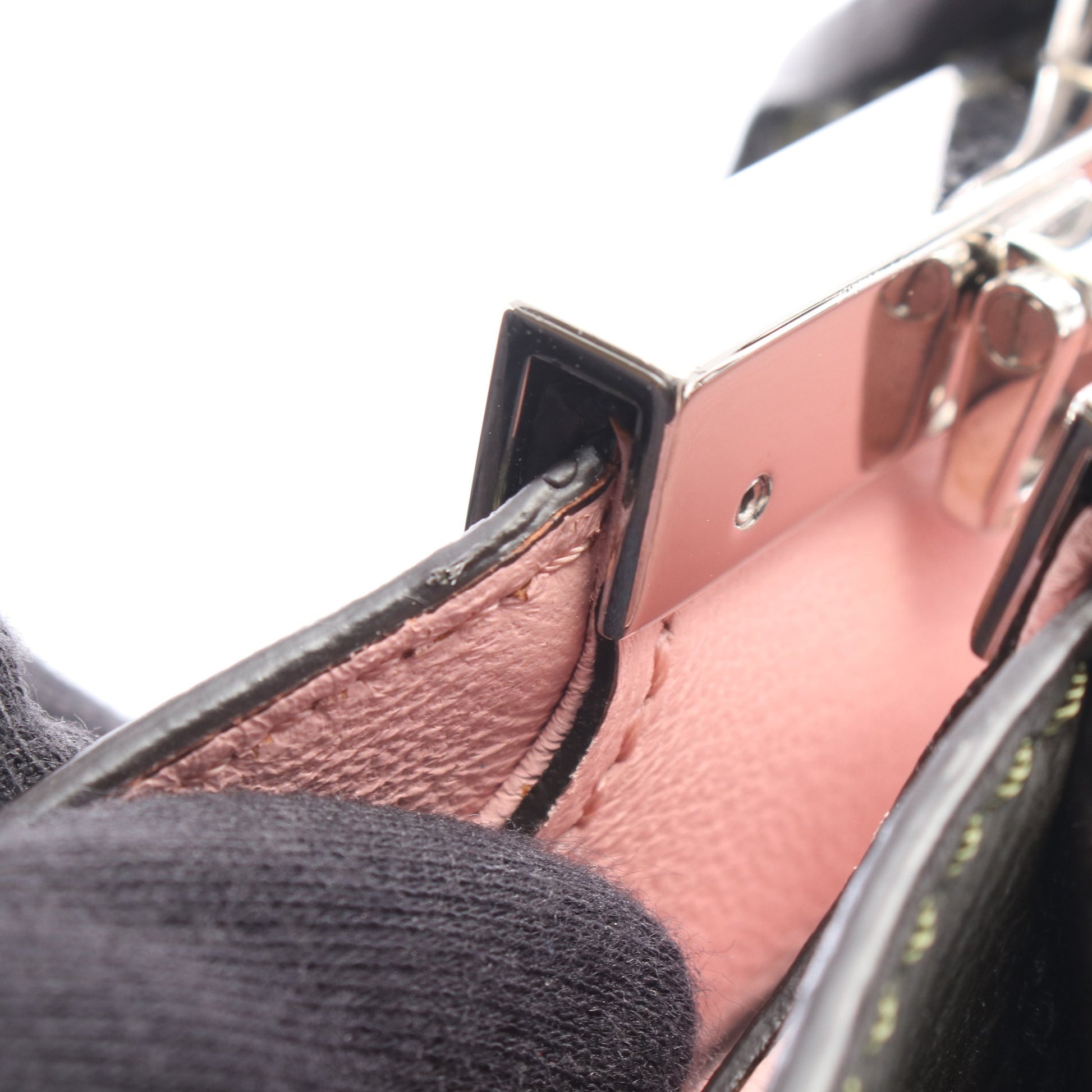 トロワジュール 2WAY ハンドバッグ レザー カーキグリーン ピンク フェンディ バッグ FENDI