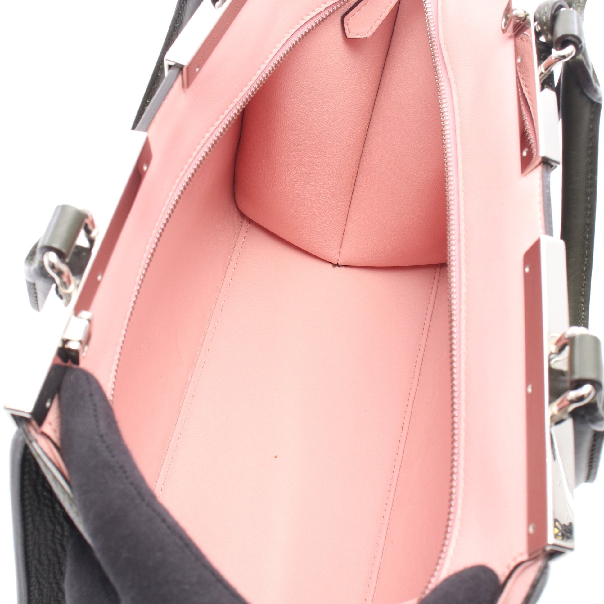 トロワジュール 2WAY ハンドバッグ レザー カーキグリーン ピンク フェンディ バッグ FENDI