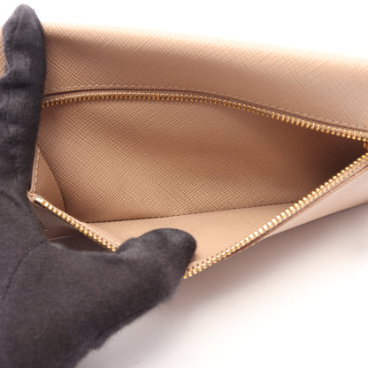 VITELLO MOVE エンベロップ 二つ折り長財布 サフィアーノレザー ピンクベージュ プラダ
