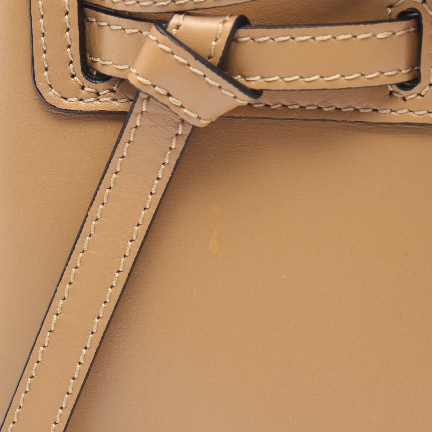 LAZO MINI BAG ラゾ ミニ ハンドバッグ レザー ベージュ ロエベ バッグ LOEWE