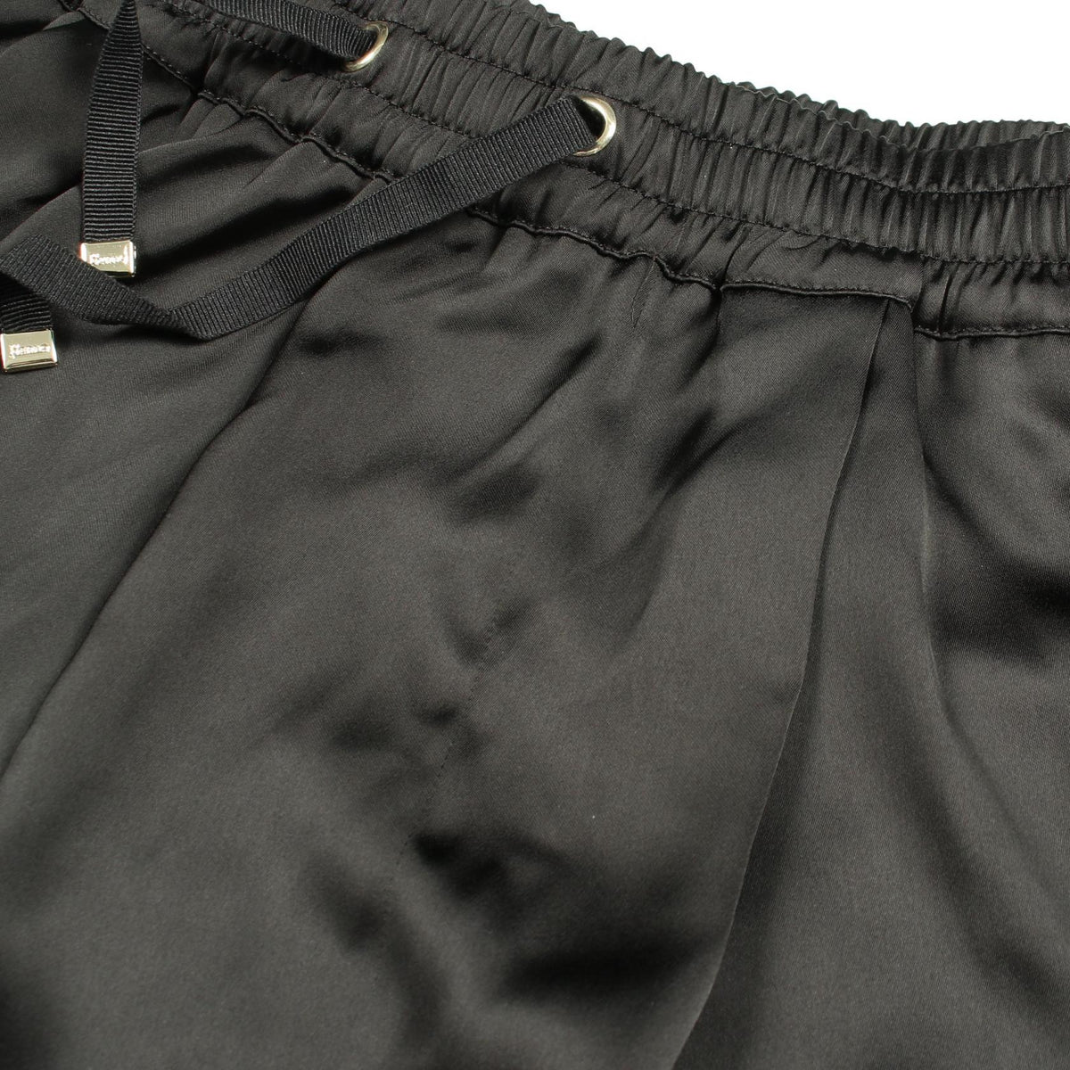 ショート パンツ ブラック ヘルノ ボトムス HERNO