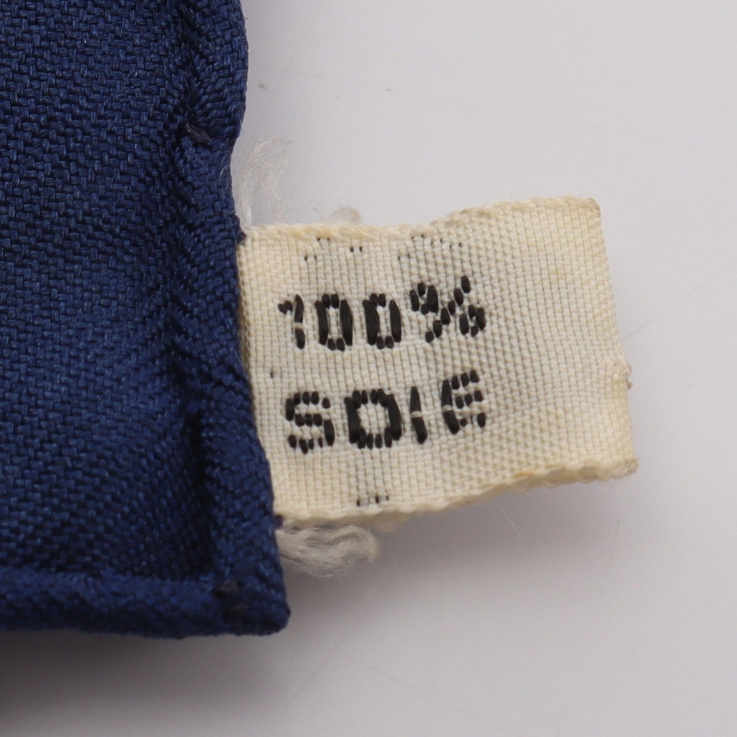 カレ90 LES CLES スカーフ シルク ネイビー イエロー オフホワイト エルメス