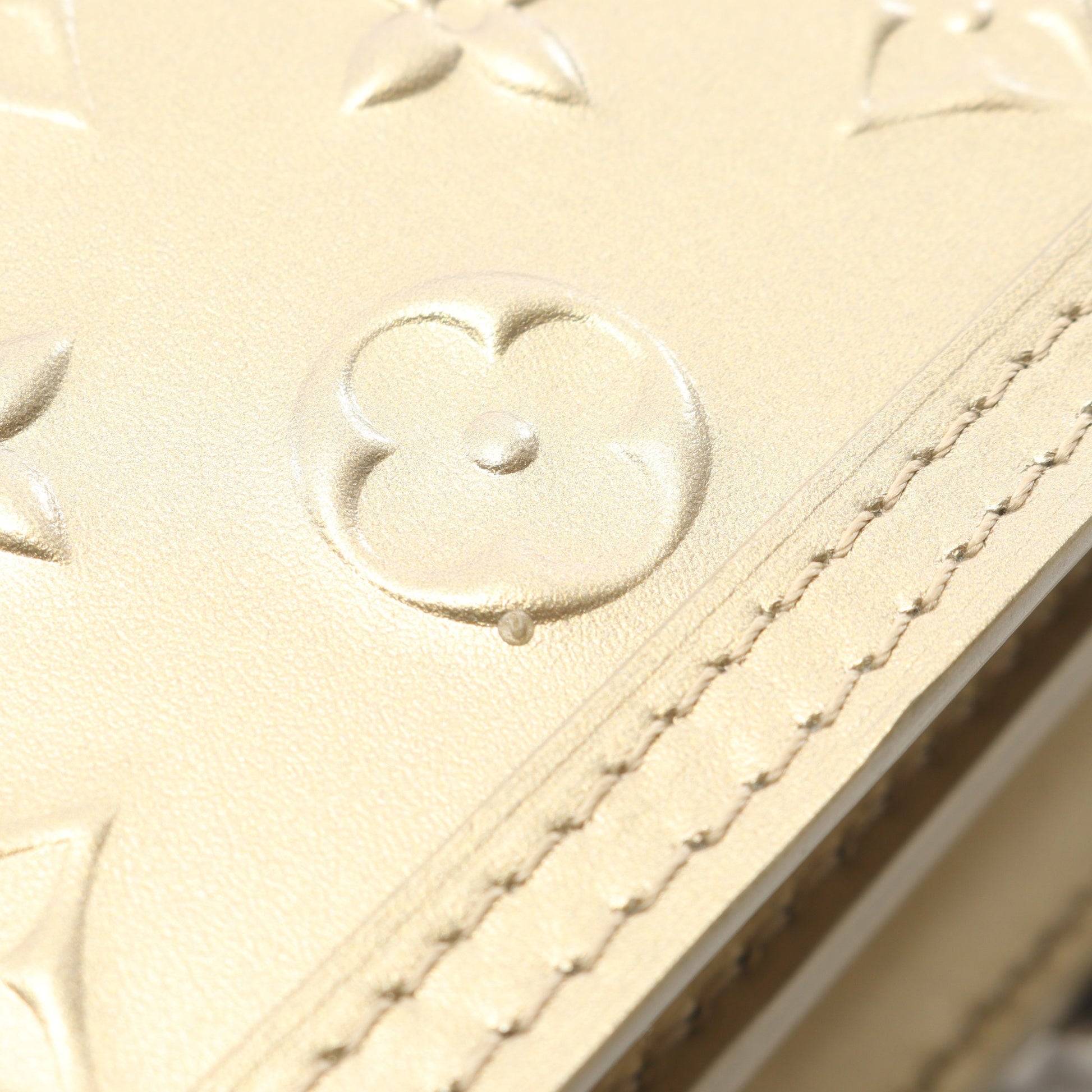 ドーフィーヌ MINI モノグラムシール 2WAY チェーンショルダーバッグ レザー シャンパンゴールド ルイヴィトン バッグ LOUIS VUITTON
