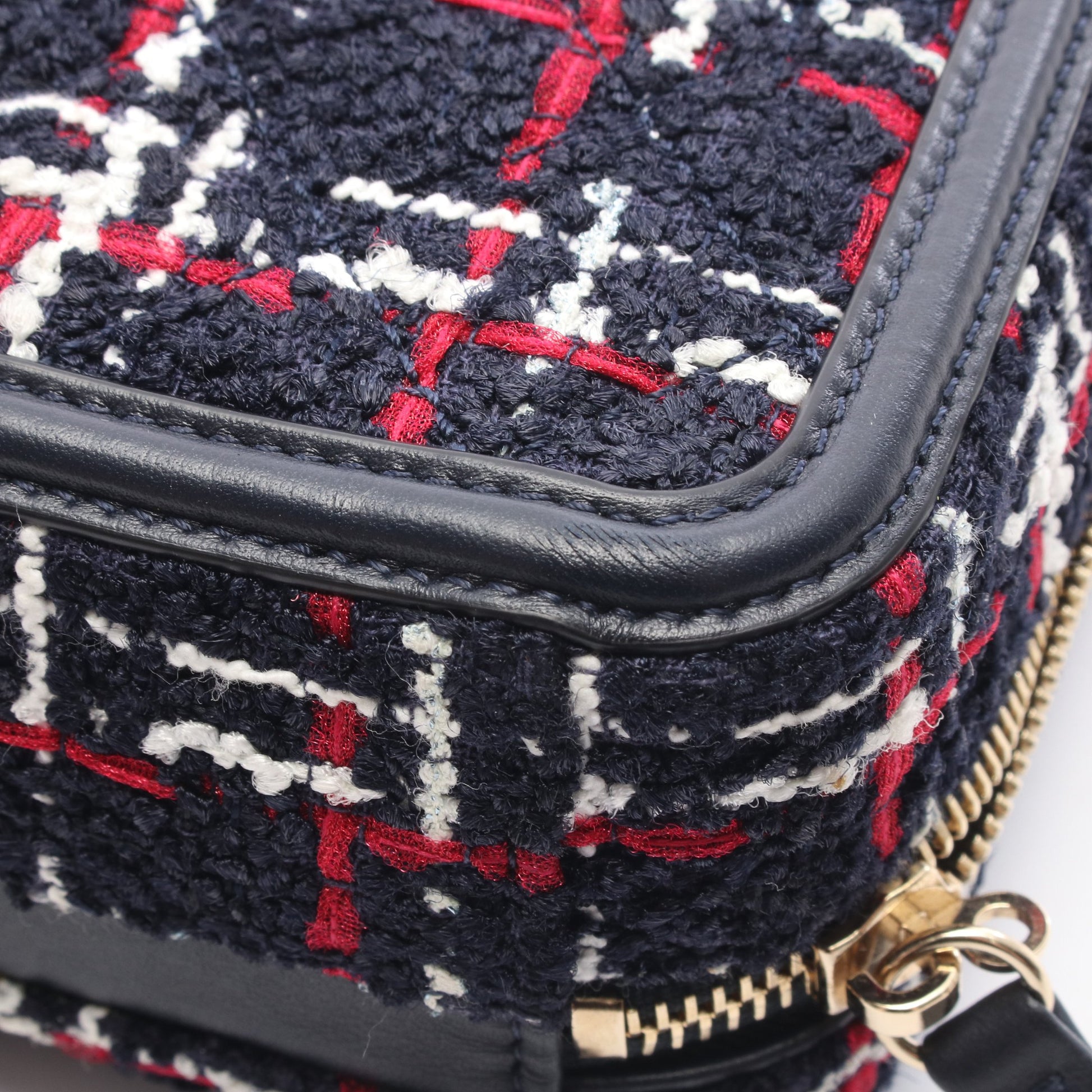 CCフィリグリー チェーンショルダーバッグ ツイード レザー ネイビー レッド ホワイト ゴールド金具 シャネル バッグ CHANEL