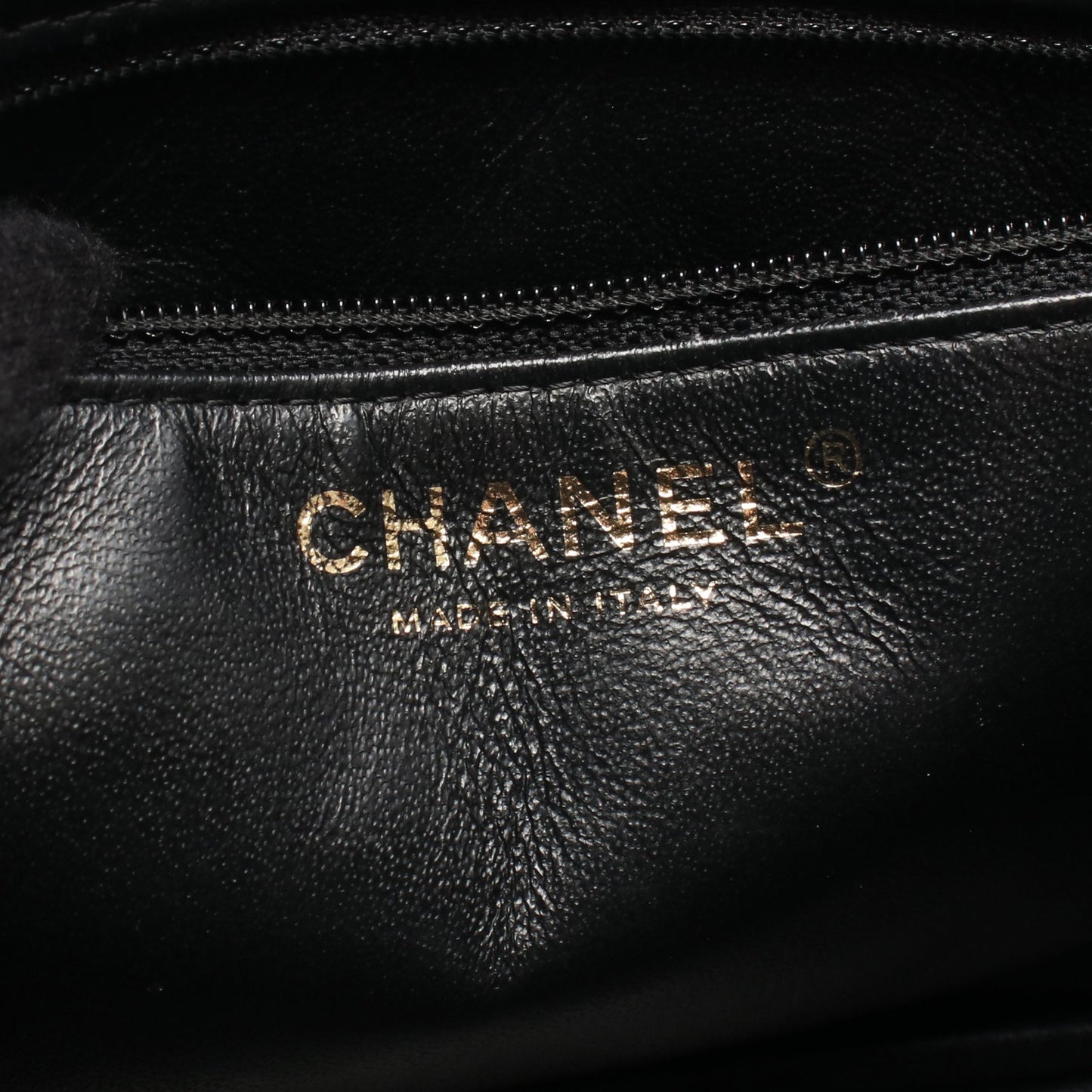 マトラッセ カメラケース チェーンショルダーバッグ キャビアスキン ブラック ゴールド金具 シャネル バッグ CHANEL