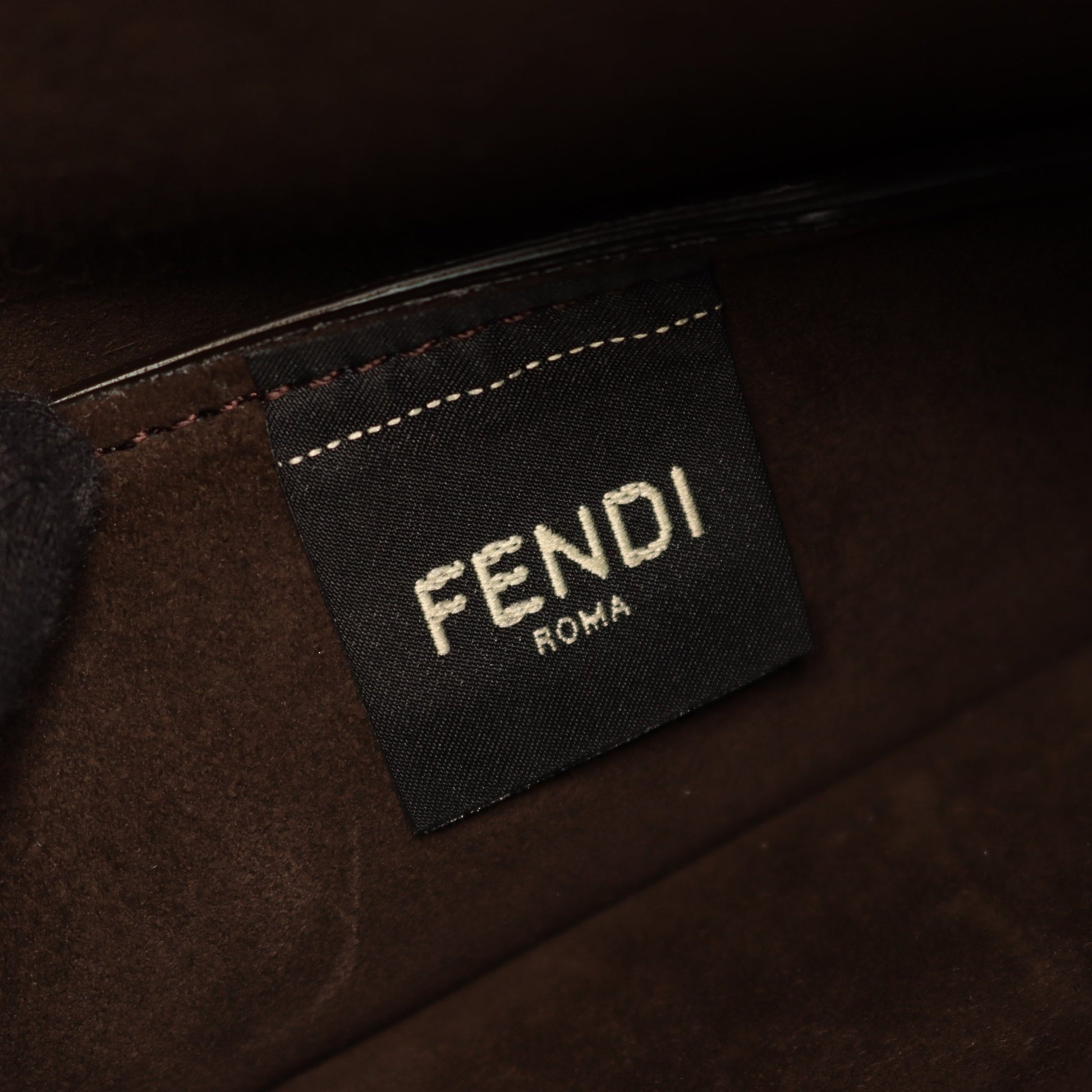 フリップ ショルダーバッグ トートバッグ レザー グレーベージュ レッド フェンディ バッグ FENDI