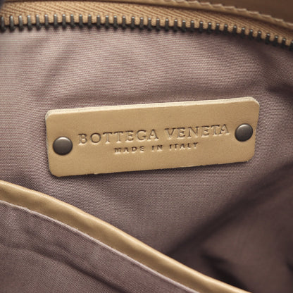 イントレチャート ショルダーバッグ レザー グレーブラウン ボッテガヴェネタ バッグ BOTTEGA VENETA