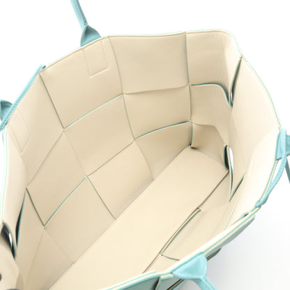 THE ARCO TOTE アルコ ラージ イントレチャート ハンドバッグ トートバッグ レザー ターコイズブルー ボッテガヴェネタ バッグ BOTTEGA VENETA