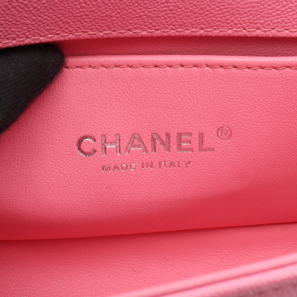 ボーイシャネル スモール チェーンショルダーバッグ キャビアスキン ピンク シルバー金具 シャネル バッグ CHANEL