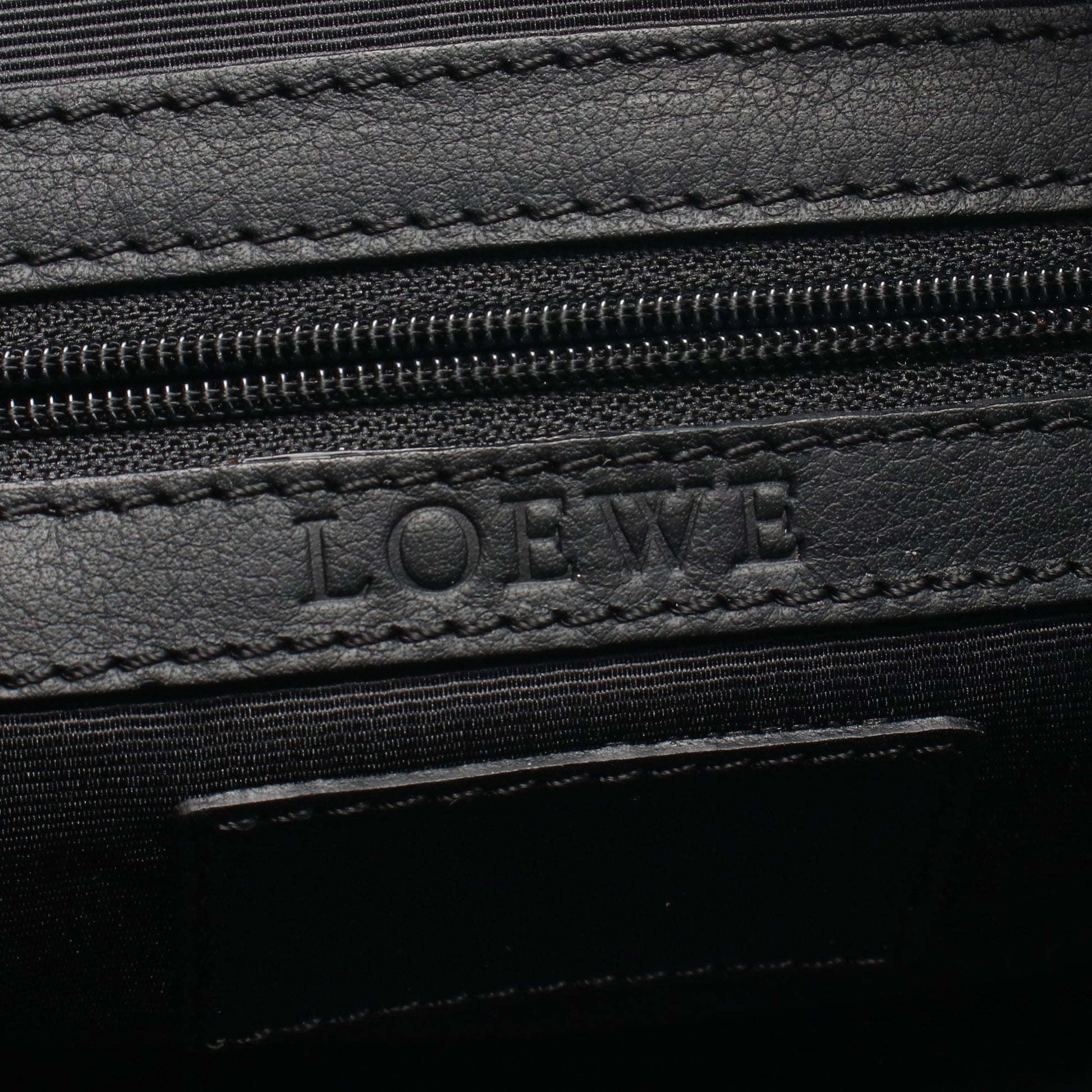 アナグラム クラッチバッグ レザー ブラック ロエベ バッグ LOEWE