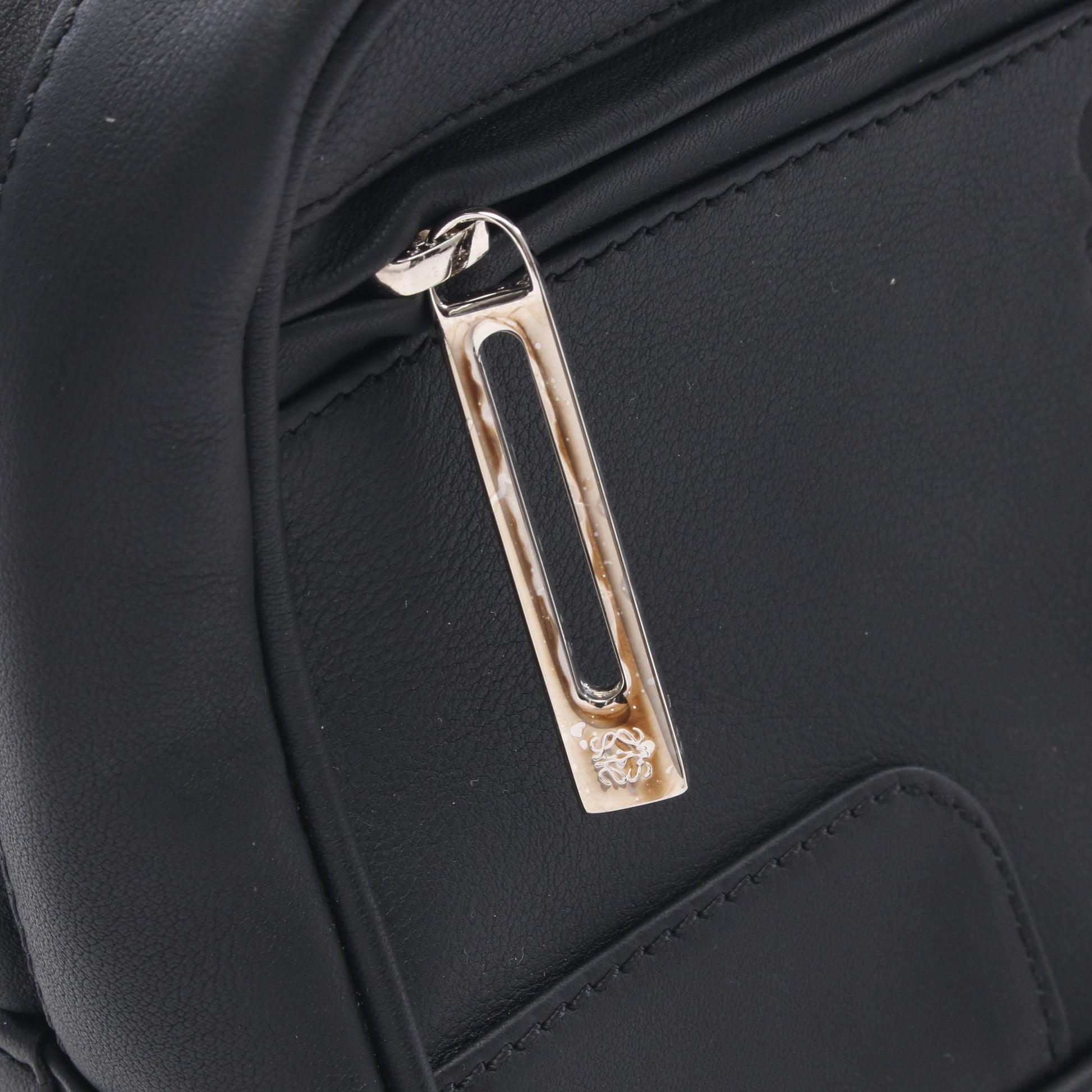 アナグラム クラッチバッグ レザー ブラック ロエベ バッグ LOEWE