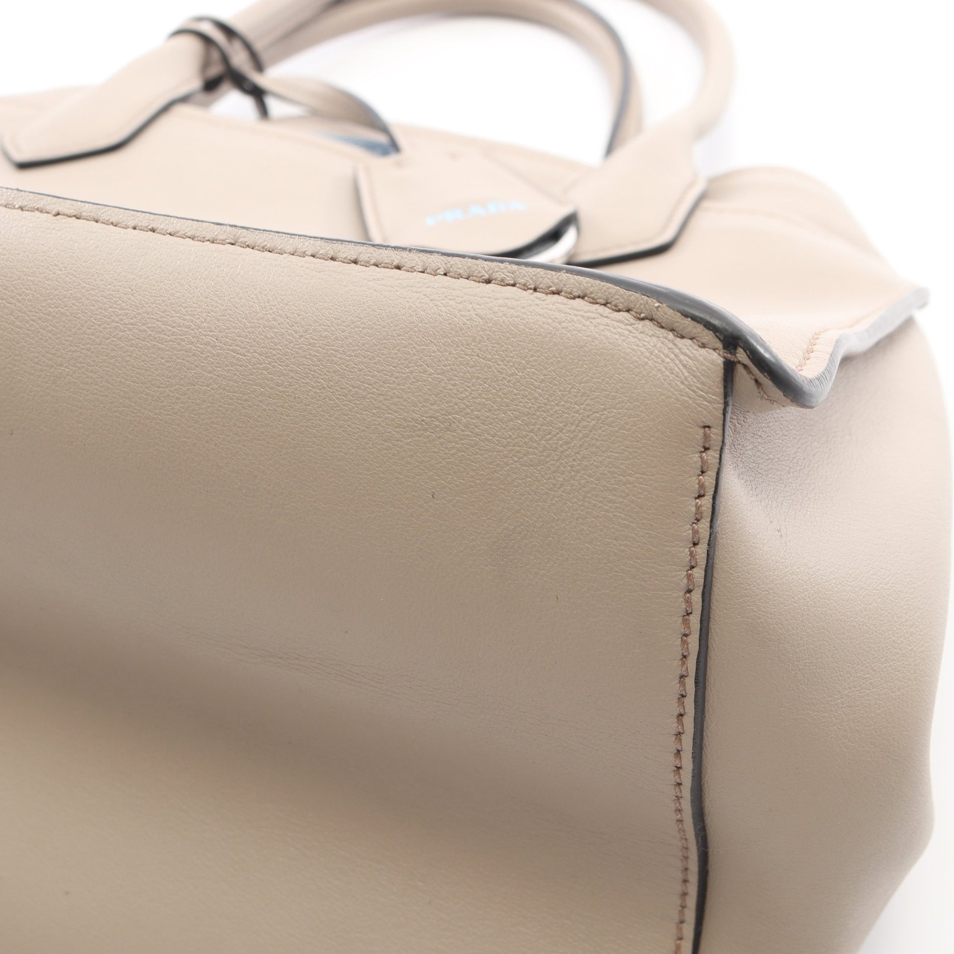 CITY CALF 2WAY ハンドバッグ レザー グレーベージュ プラダ バッグ PRADA