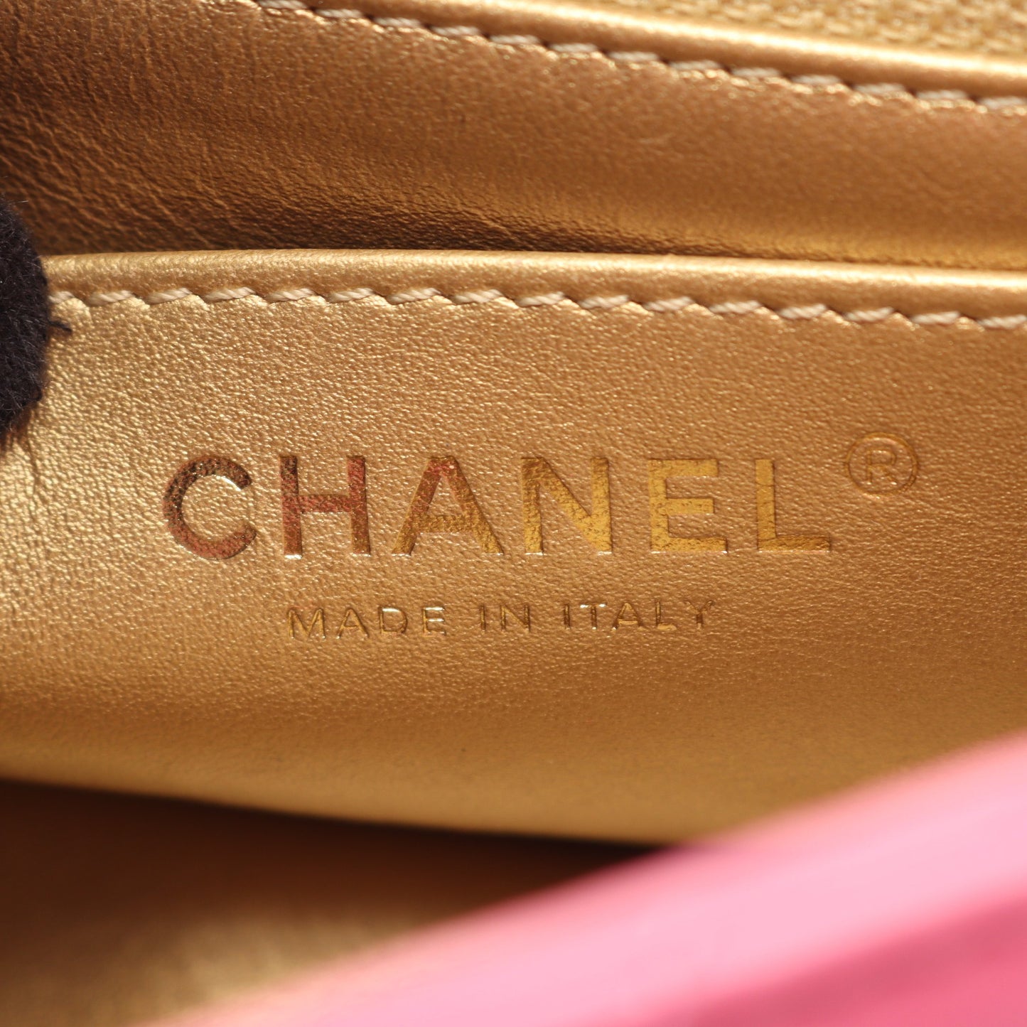 マトラッセ チェーンショルダーバッグ レザー ピンク ゴールド金具 シャネル バッグ CHANEL