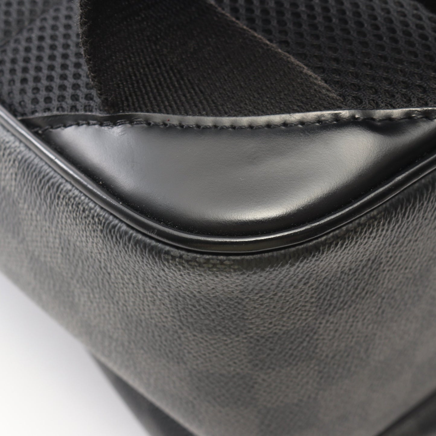 ミカエル ダミエグラフィット バックパック リュックサック PVC レザー ブラック ルイヴィトン バッグ LOUIS VUITTON
