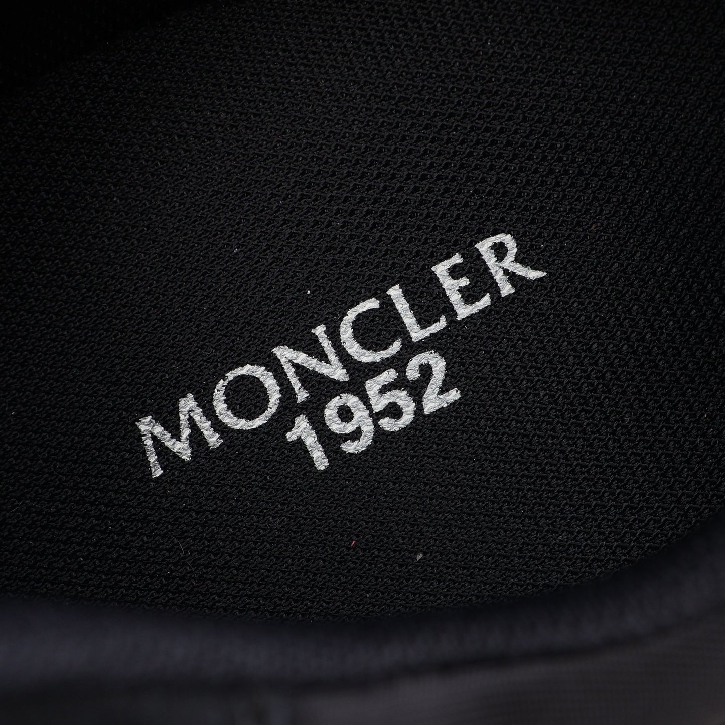 GENIUS 2 MONCLER 1952 ローカットスニーカー スエード ナイロン ブラック ホワイト レッド モンクレール シューズ MONCLER