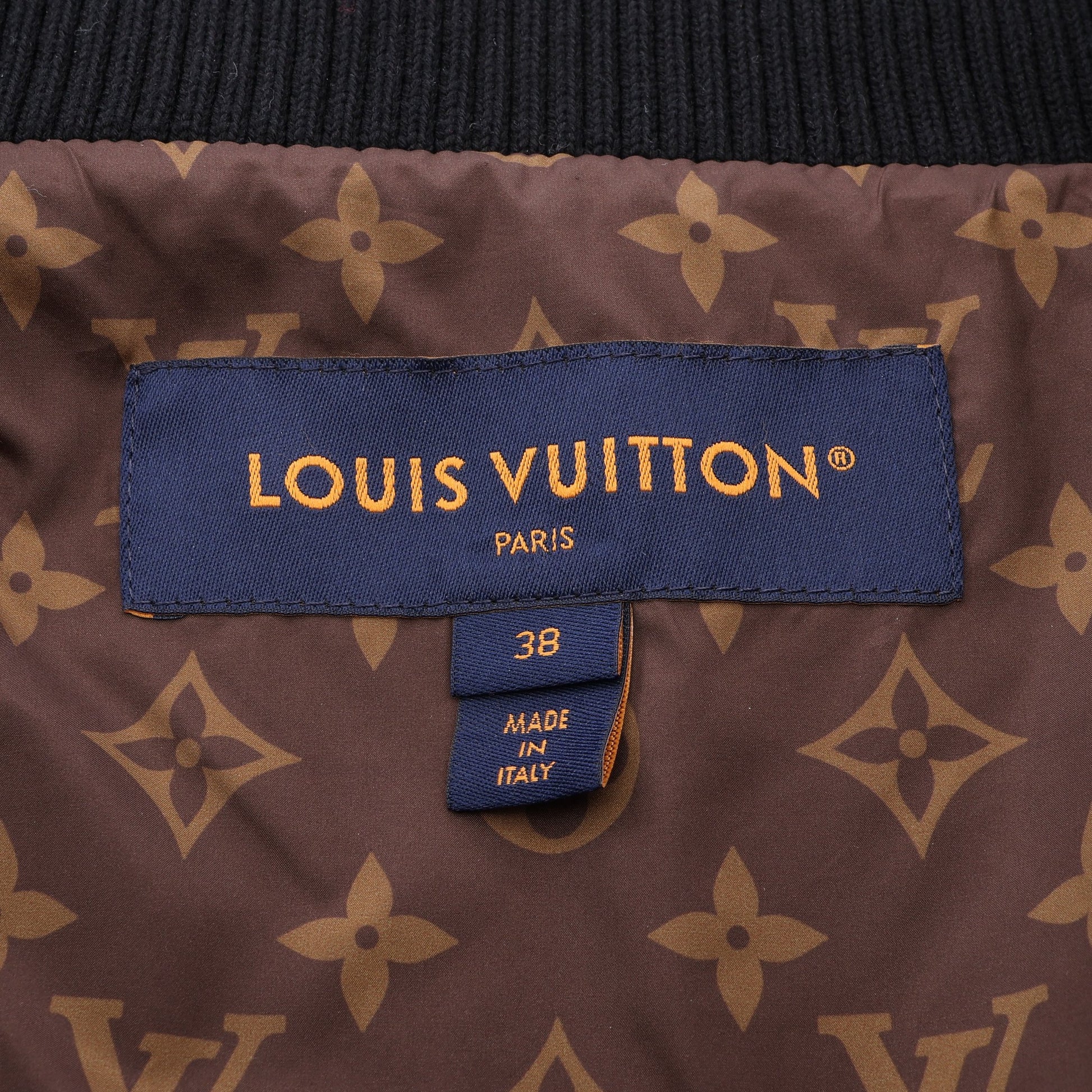 モノグラム ショート ブルゾン ジャケット コットン ナイロン レザー ブラック ブラウン ルイヴィトン アウター LOUIS VUITTON