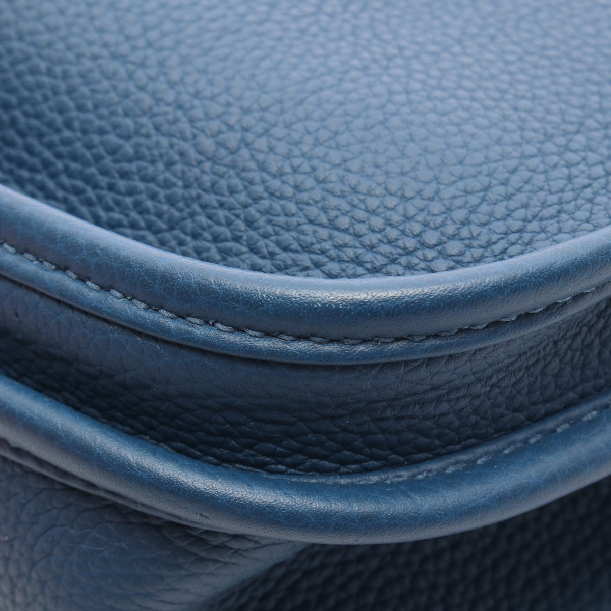エヴリン 3 トロワ PM ディープブルー ショルダーバッグ トリヨンクレマンス ブルー シルバー金具 Y刻印 エルメス バッグ HERMES