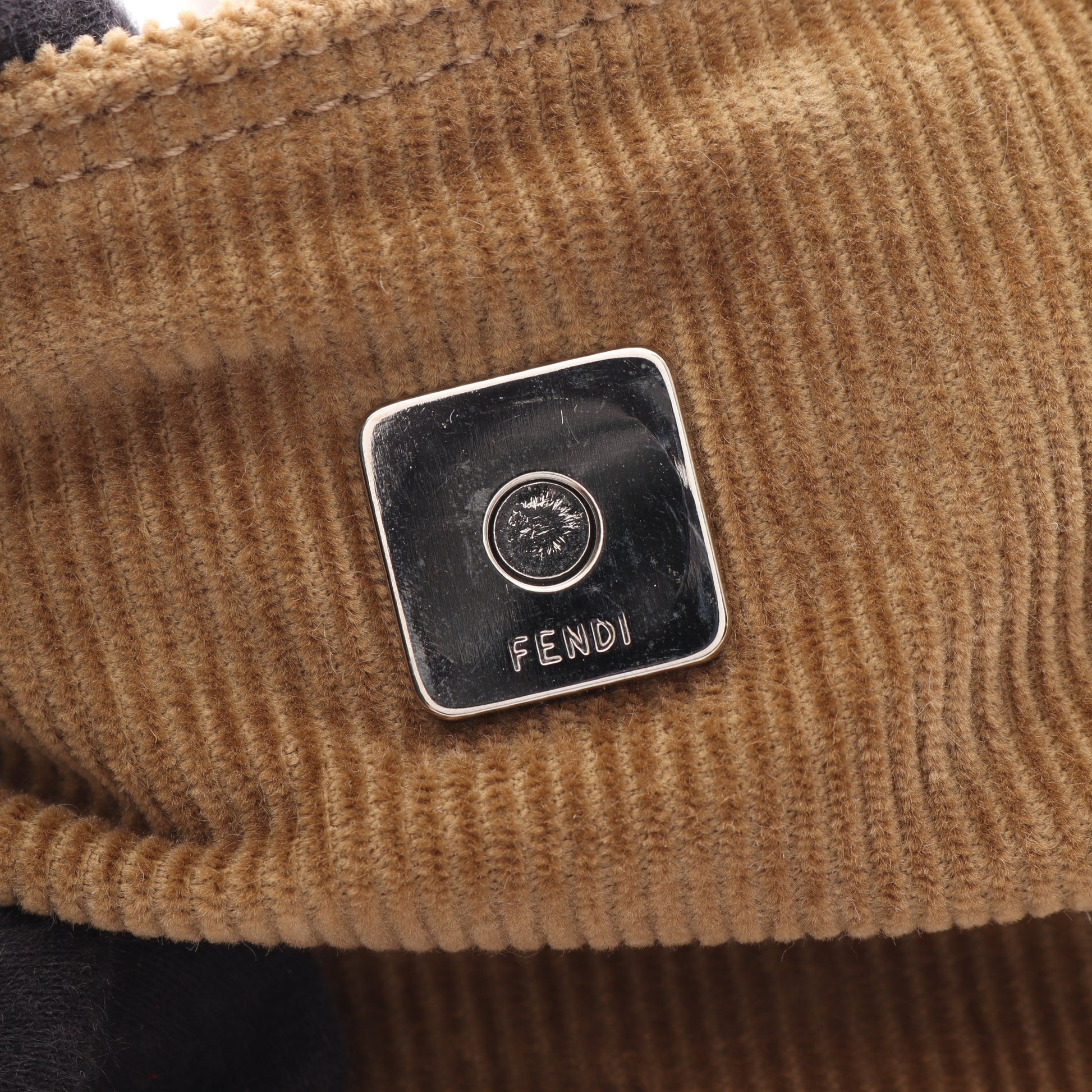 マンマバケット ショルダーバッグ コーデュロイ カーキブラウン フェンディ バッグ FENDI