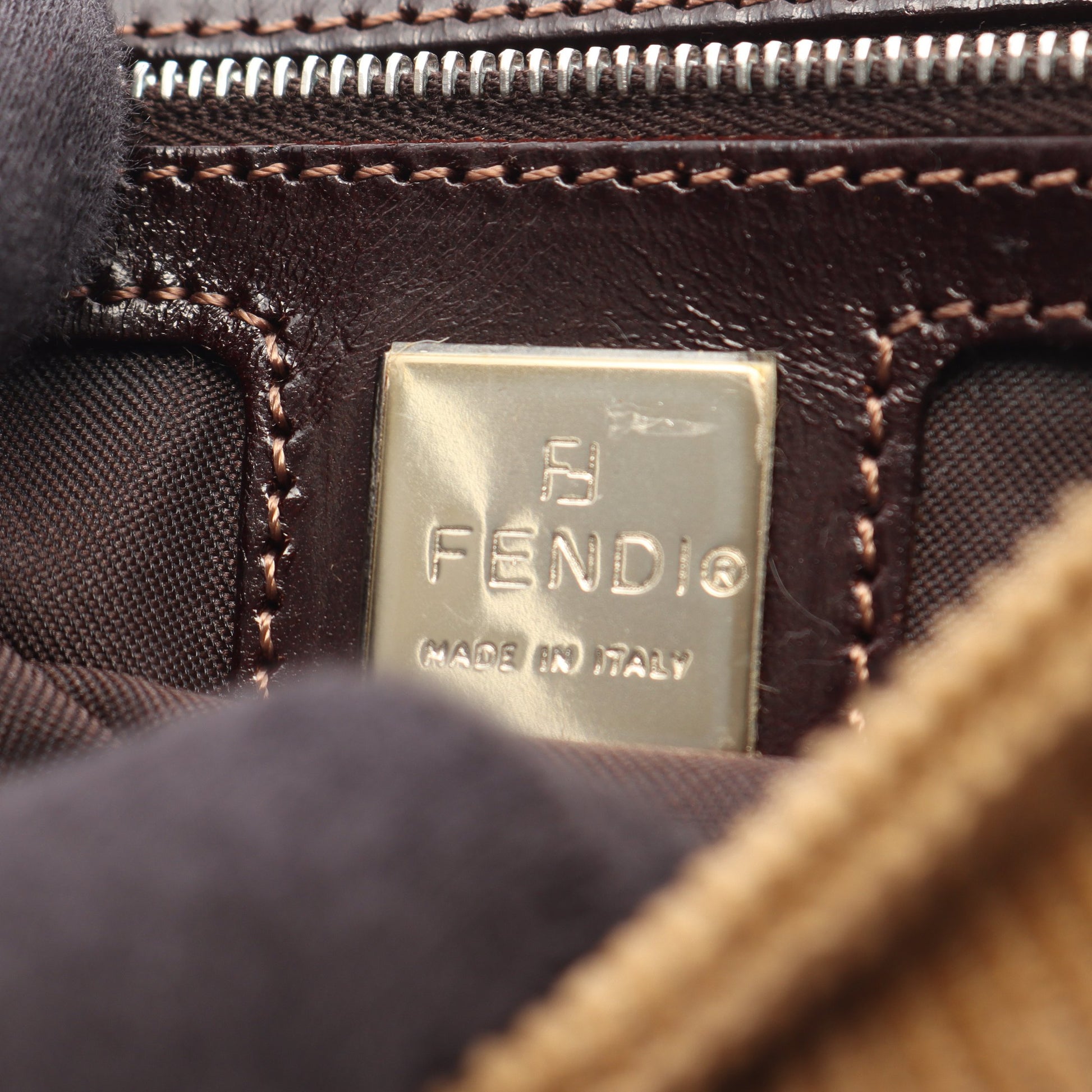 マンマバケット ショルダーバッグ コーデュロイ カーキブラウン フェンディ バッグ FENDI
