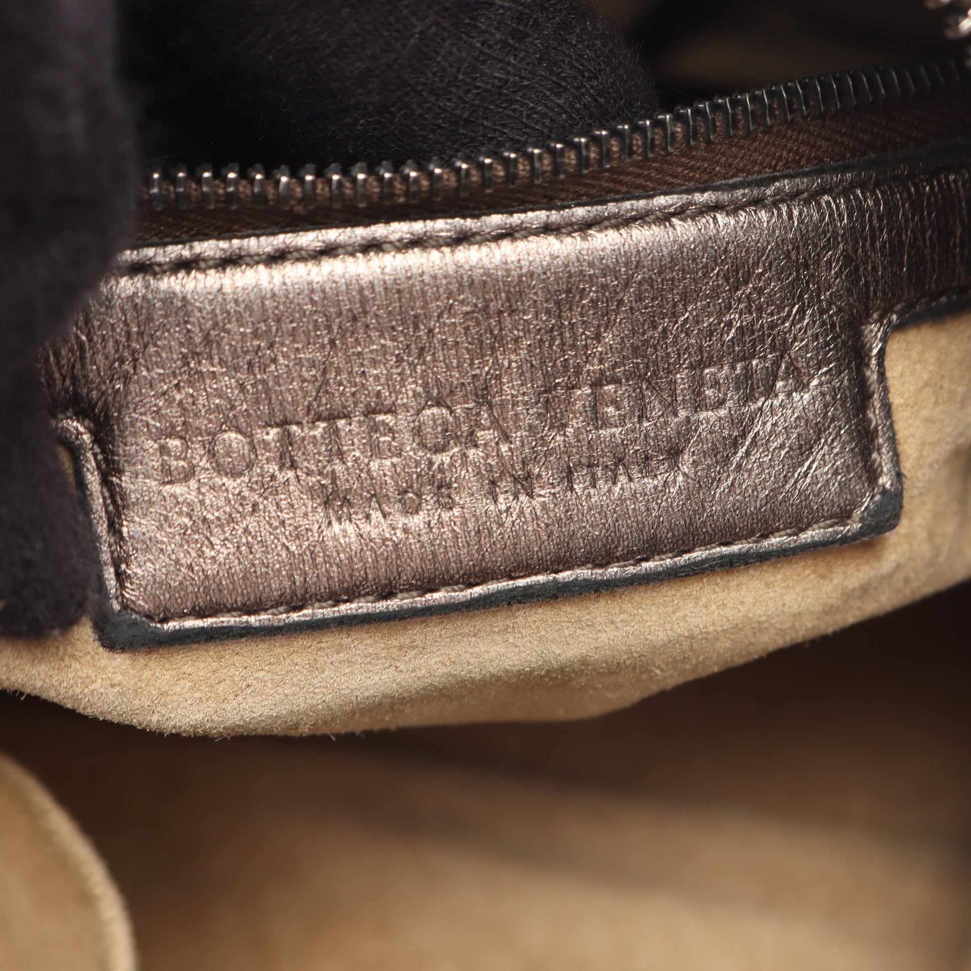 イントレチャート ワンショルダーバッグ レザー シャンパンゴールド ボッテガヴェネタ バッグ BOTTEGA VENETA