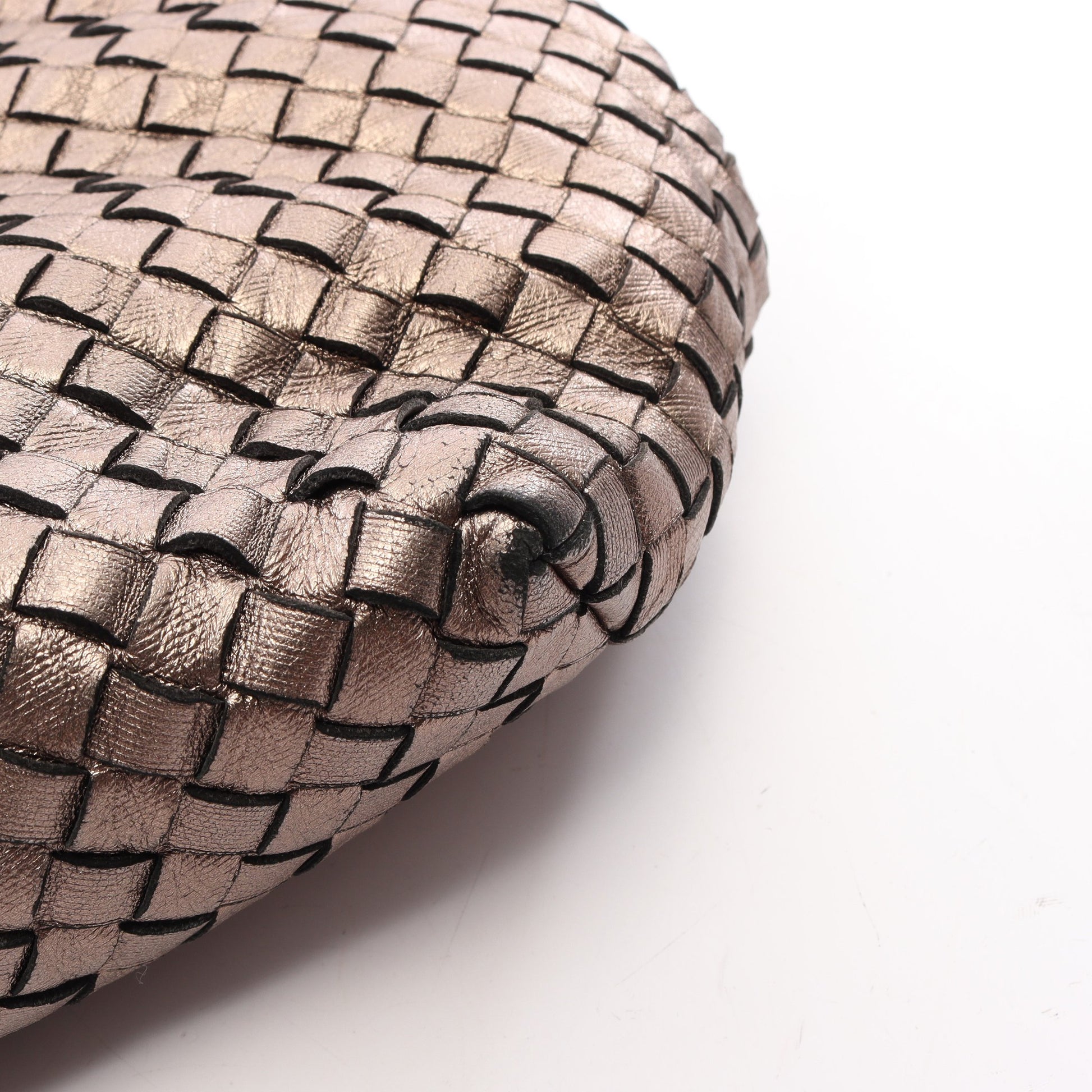 イントレチャート ワンショルダーバッグ レザー シャンパンゴールド ボッテガヴェネタ バッグ BOTTEGA VENETA
