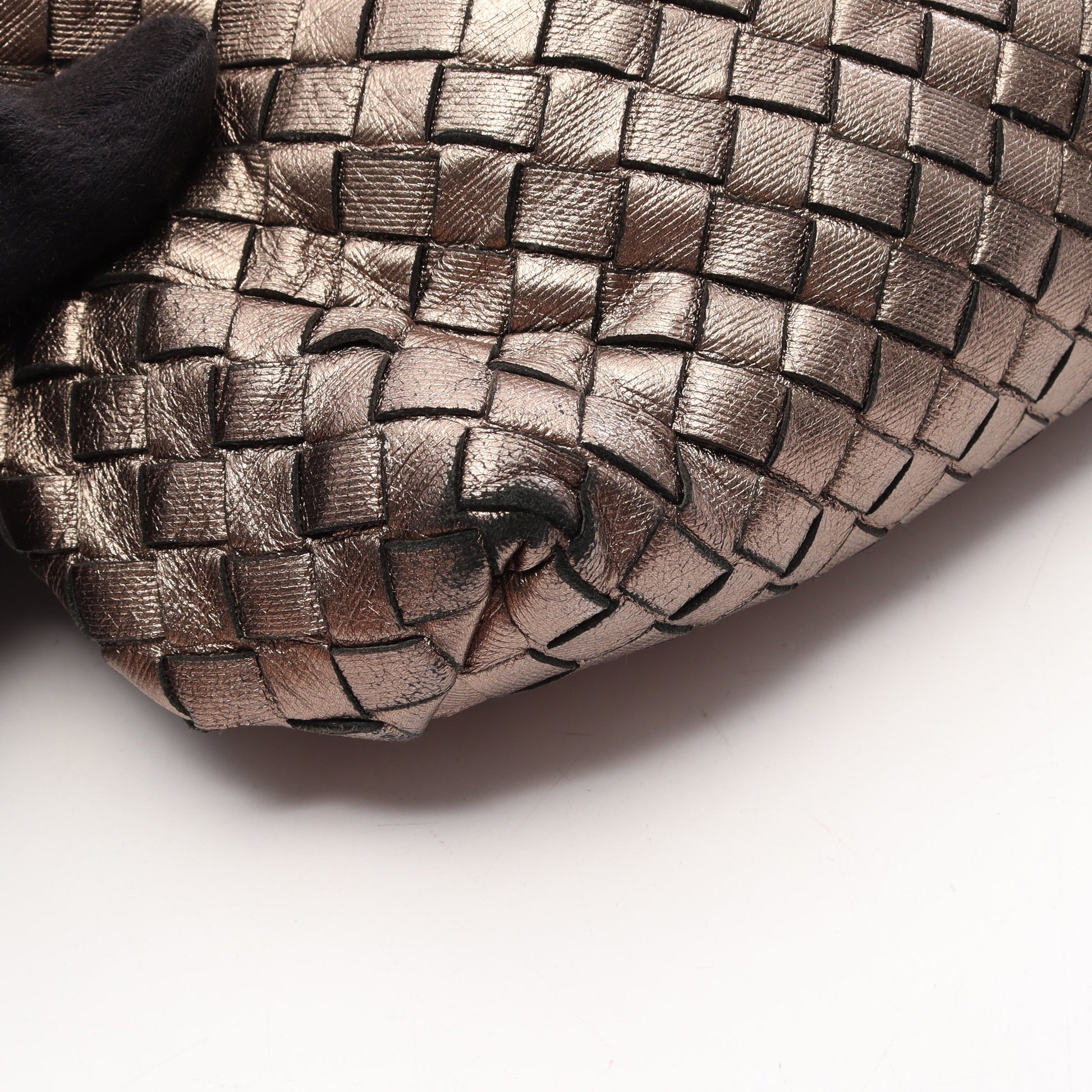 イントレチャート ワンショルダーバッグ レザー シャンパンゴールド ボッテガヴェネタ バッグ BOTTEGA VENETA