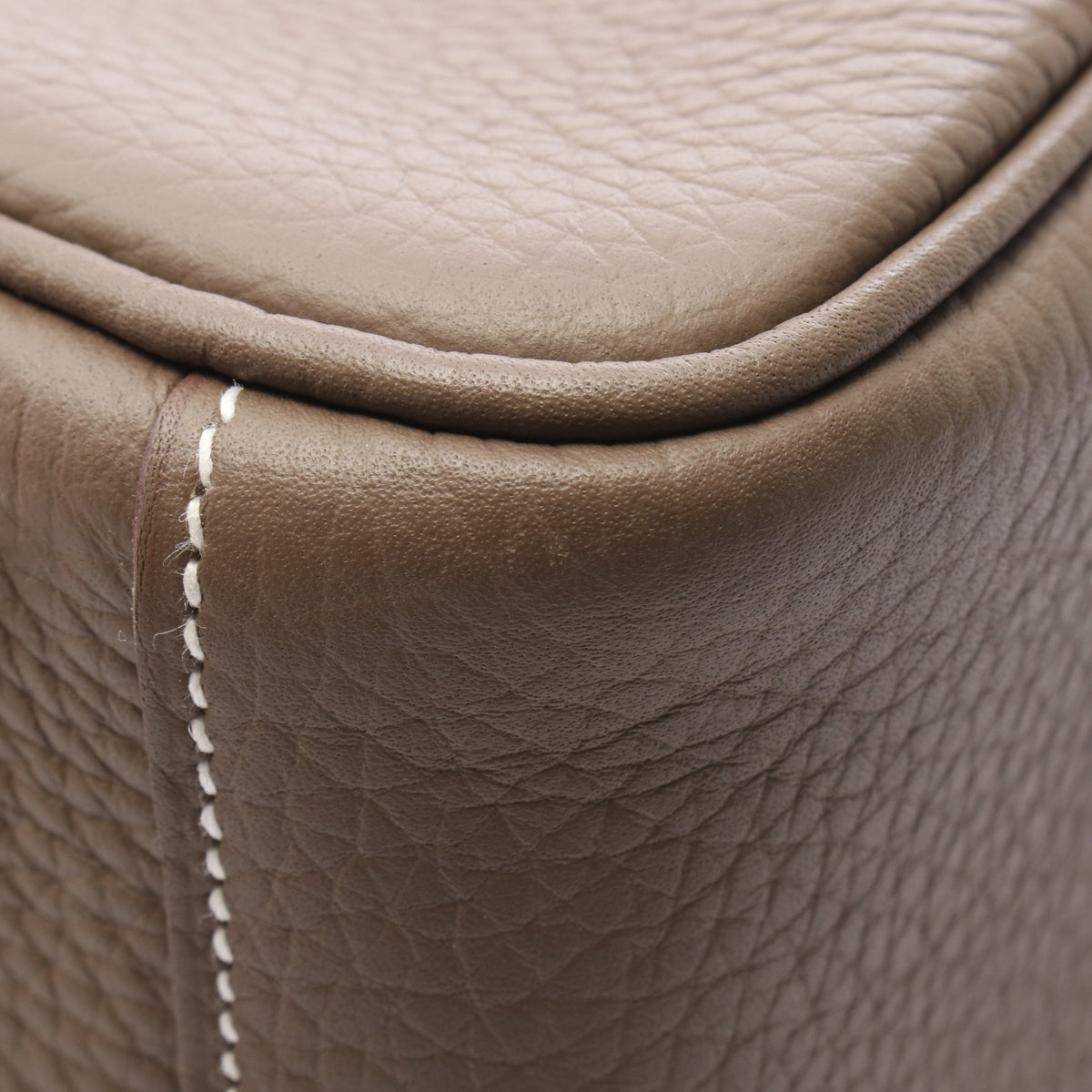リンディ26 エトゥープ ショルダーバッグ トリヨンクレマンス グレーブラウン シルバー金具 B刻印 エルメス バッグ HERMES