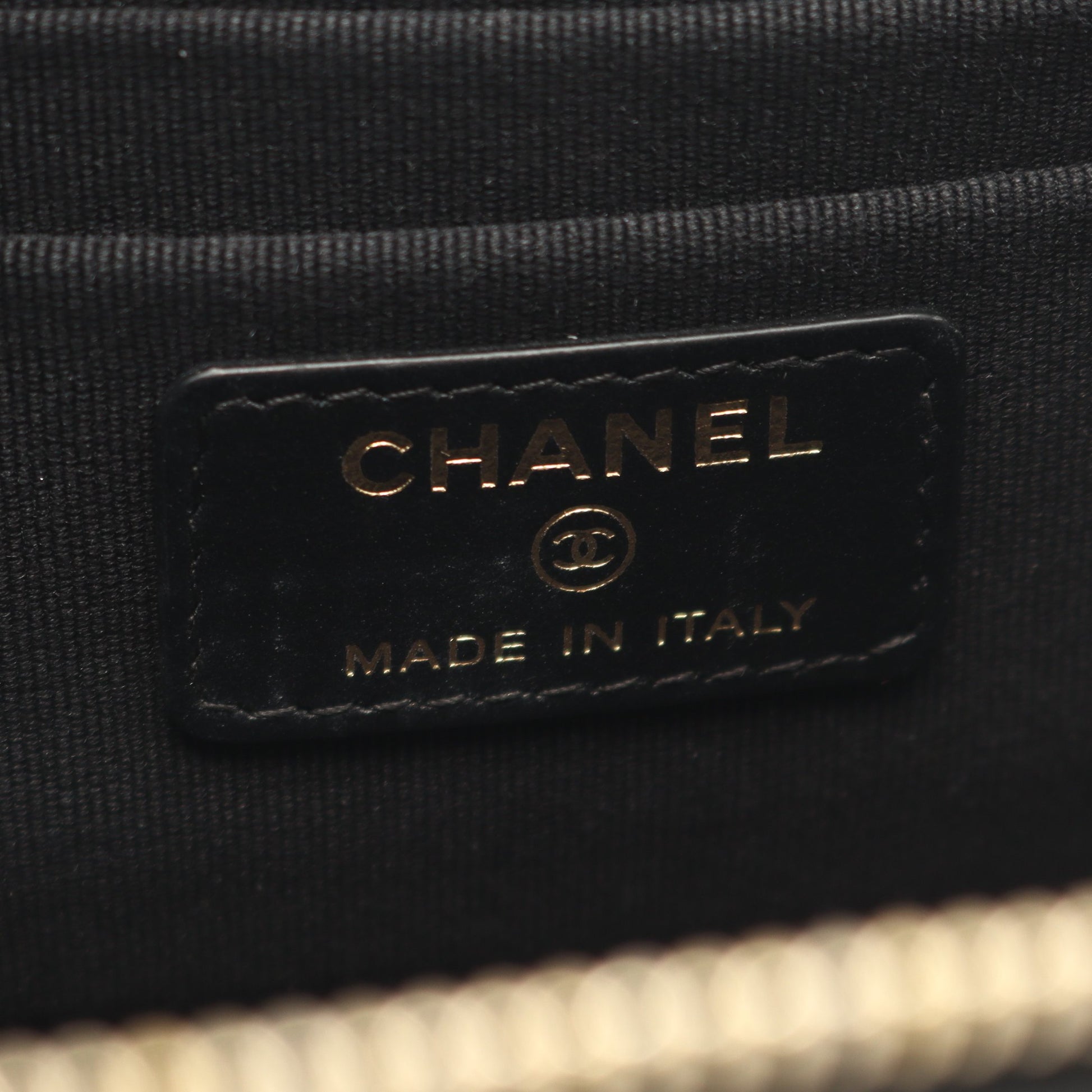 マトラッセ バニティバッグ チェーンショルダーバッグ キャビアスキン ブラック ゴールド金具 シャネル バッグ CHANEL